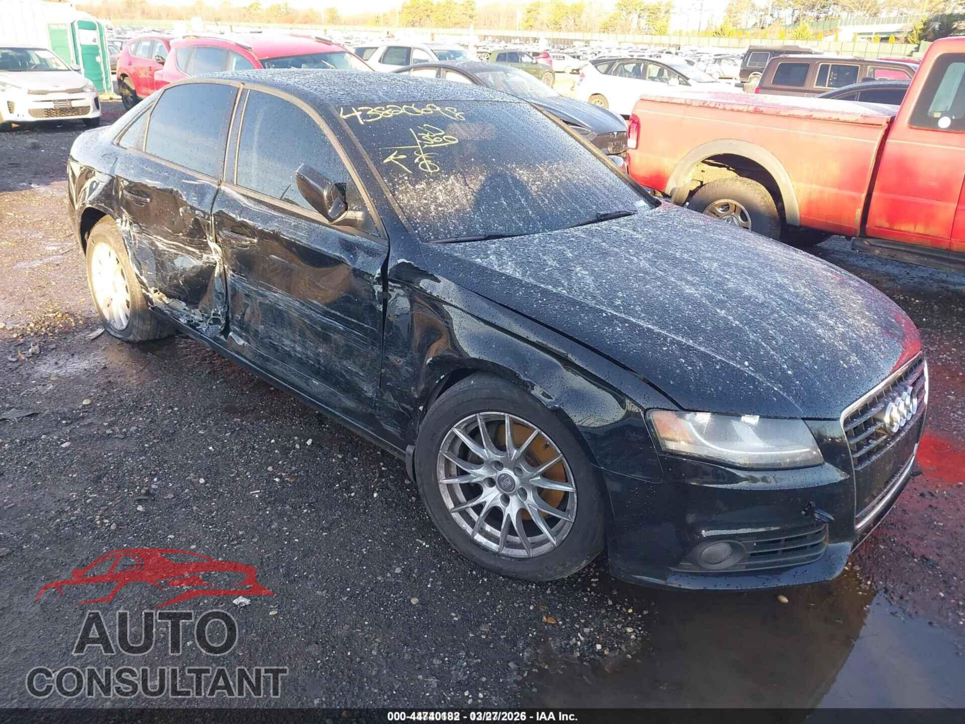 AUDI A4 2010 - WAUDFAFL1AN012733