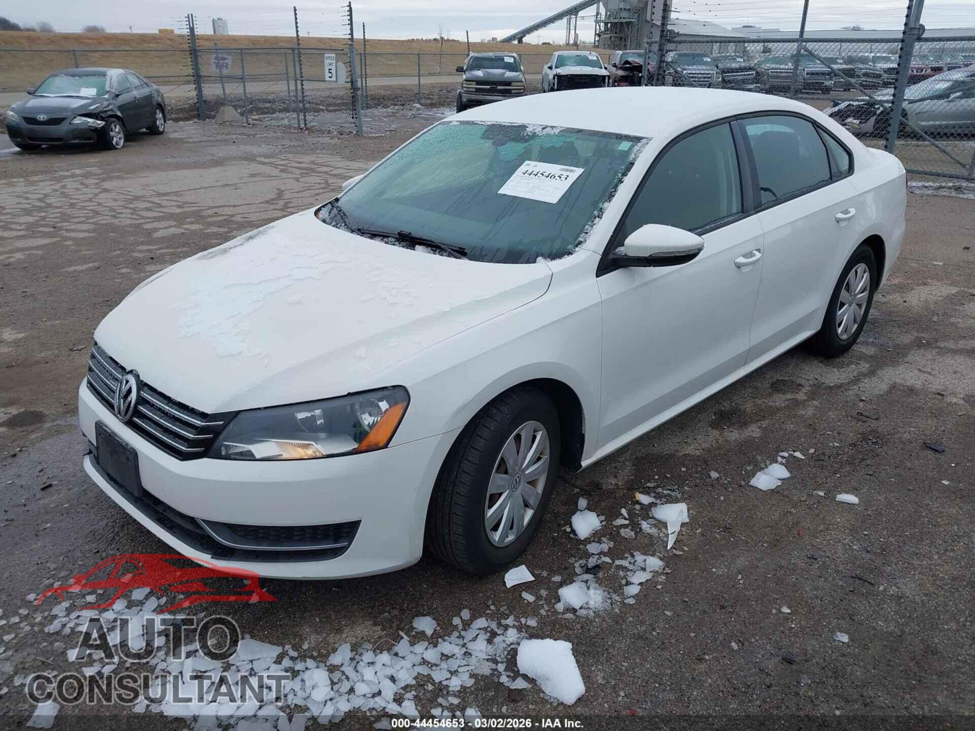 VOLKSWAGEN PASSAT 2012 - 1VWAP7A3XCC083552