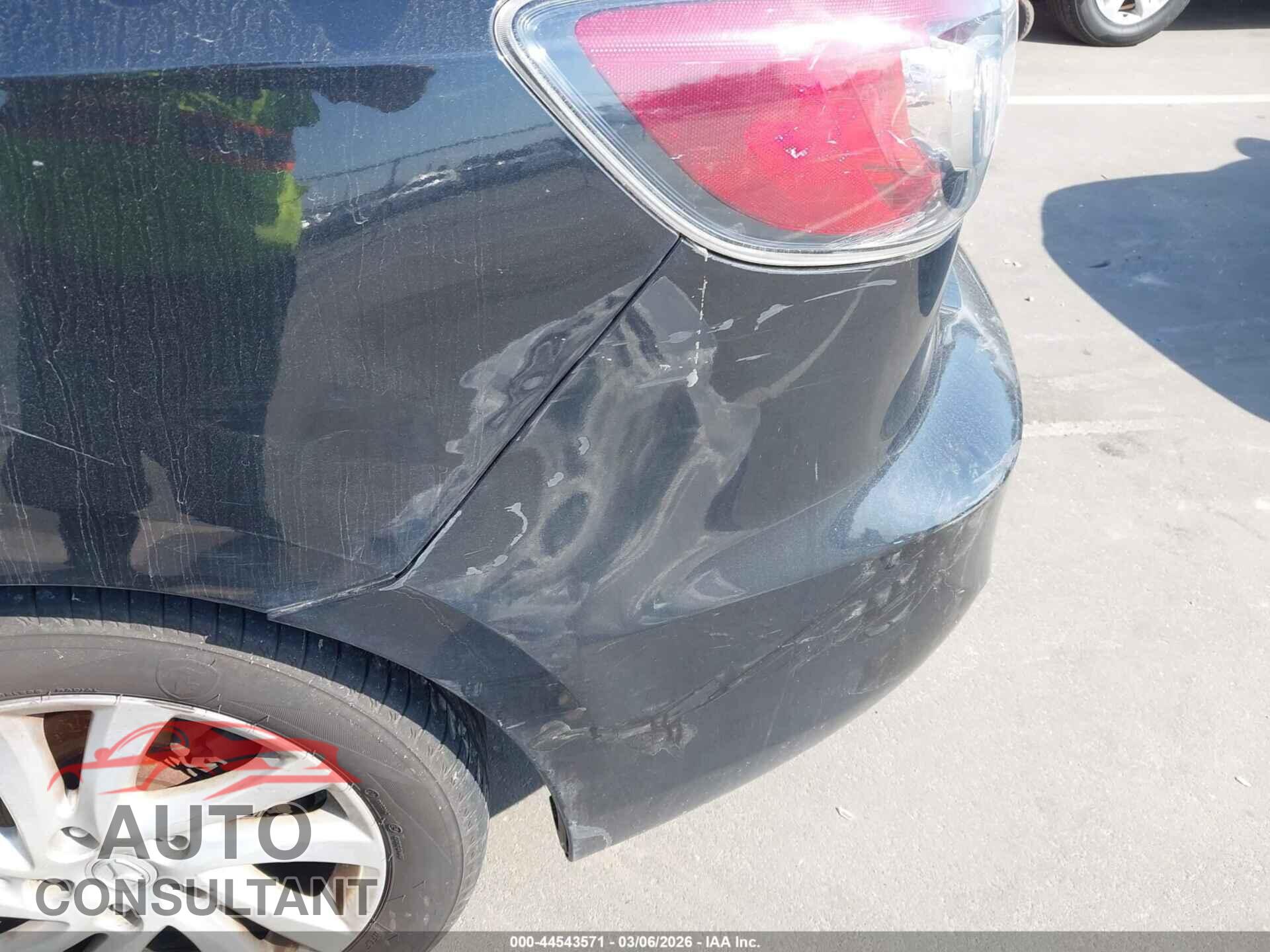 MAZDA MAZDA3 2012 - JM1BL1V87C1656103