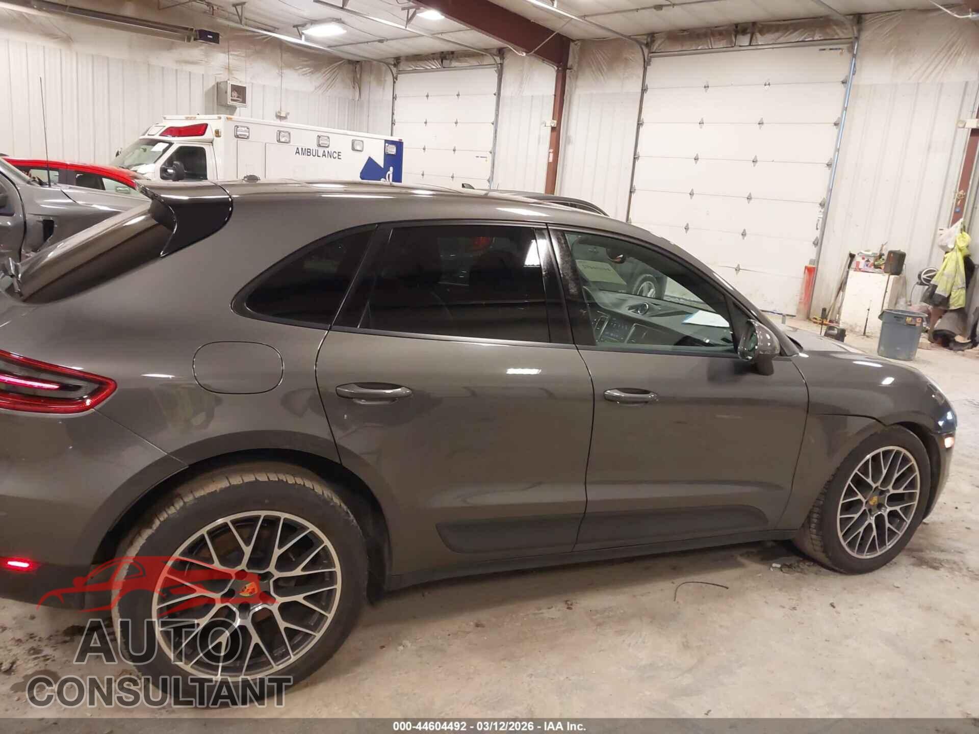 PORSCHE MACAN 2018 - WP1AA2A5XJLB16019