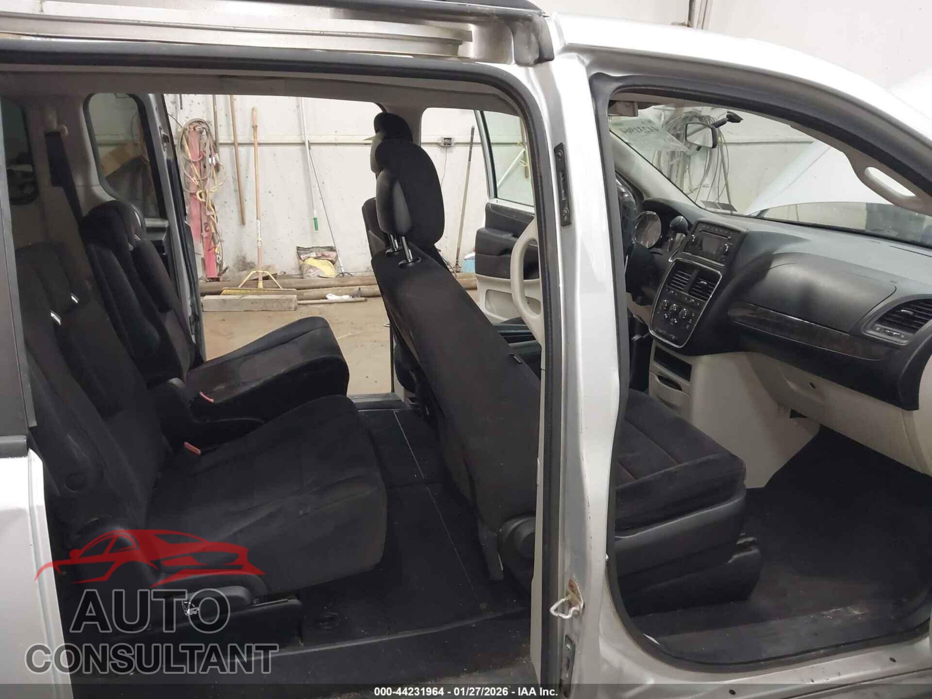 DODGE GRAND CARAVAN 2011 - 2D4RN3DG3BR632620