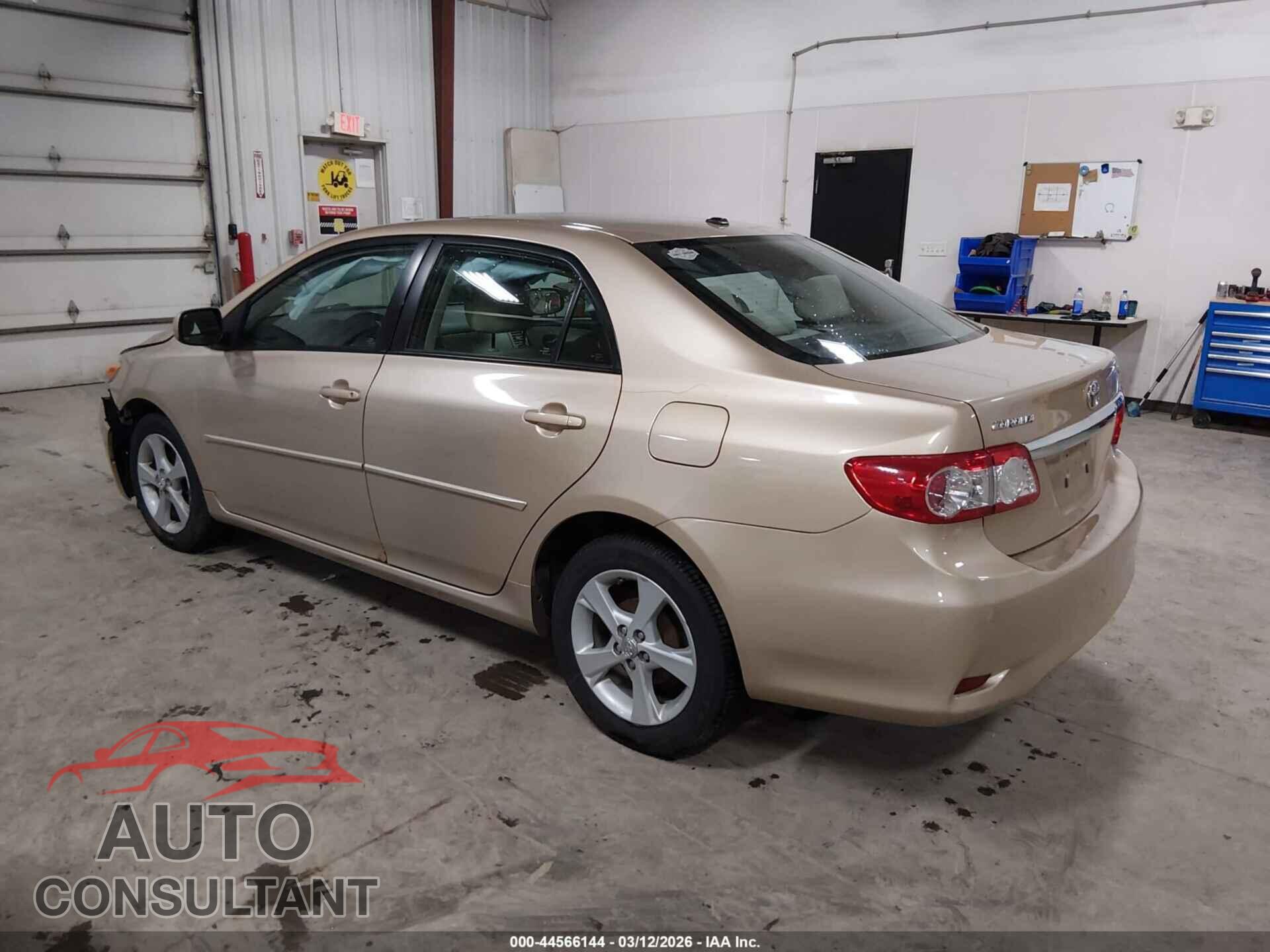 TOYOTA COROLLA 2011 - 2T1BU4EEXBC647765