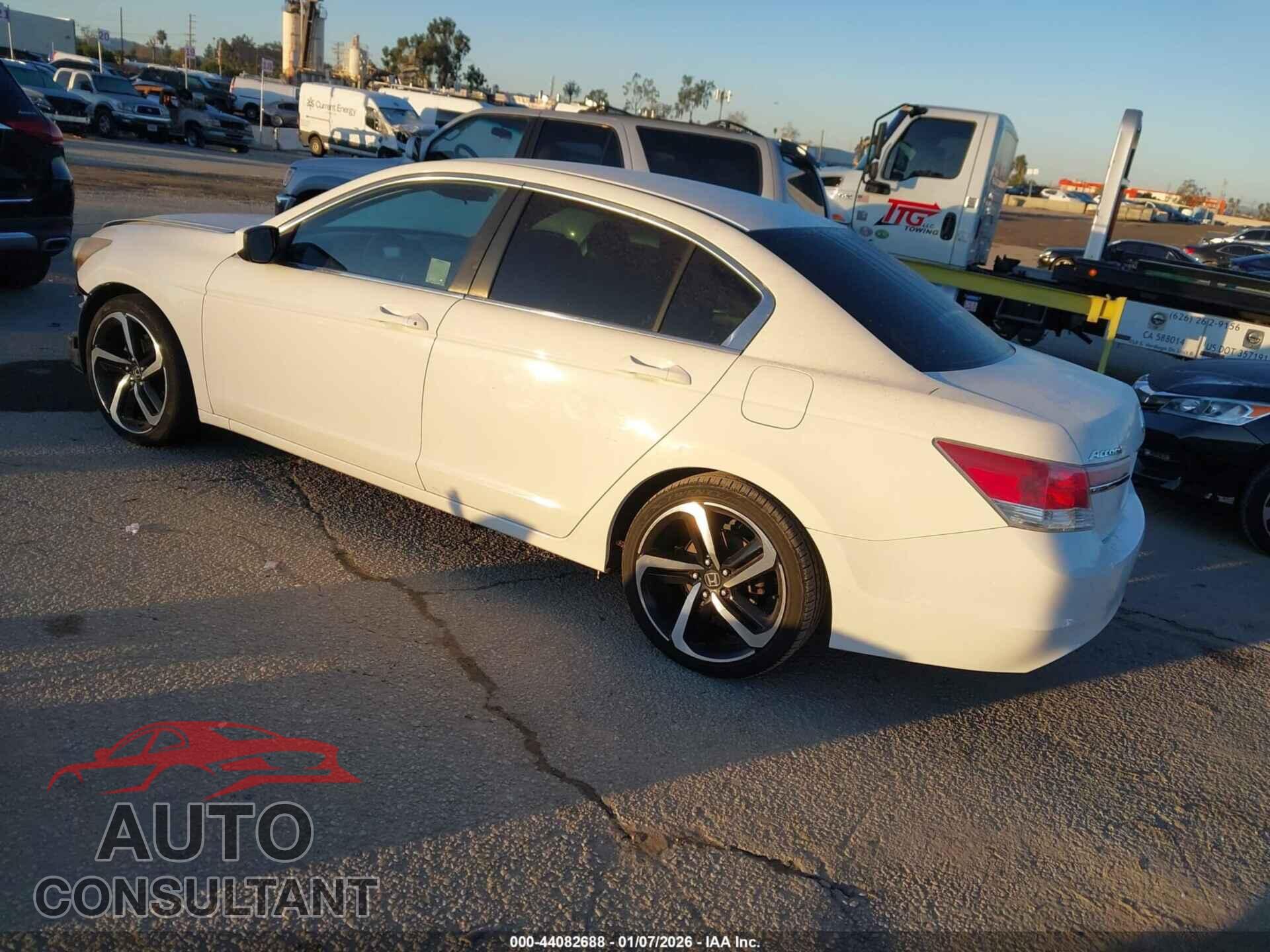 HONDA ACCORD 2011 - 1HGCP2F31BA092482