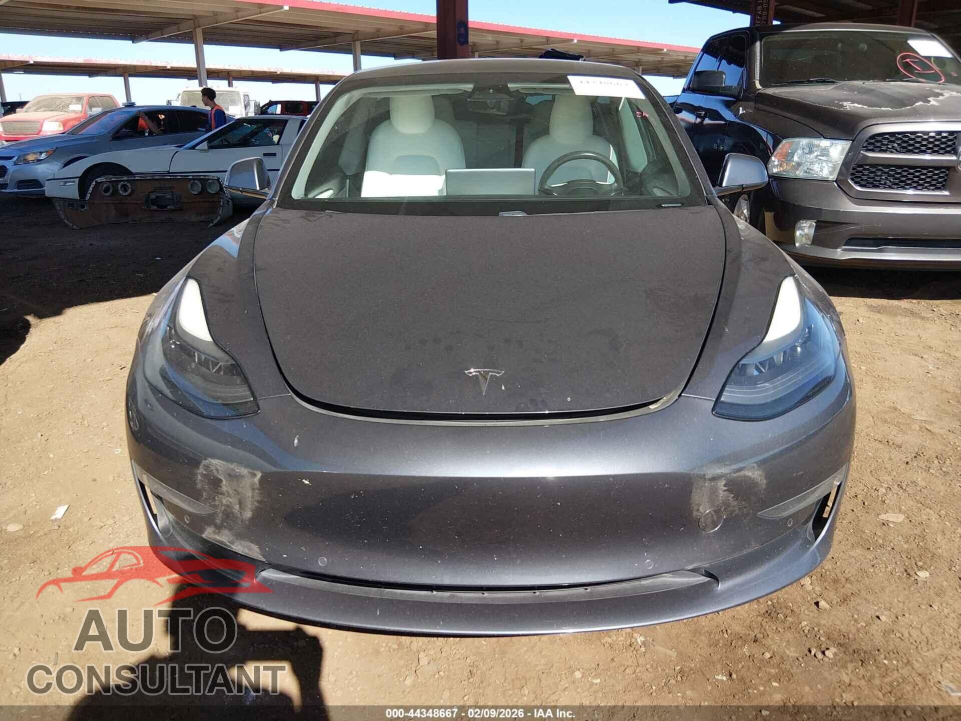 TESLA MODEL 3 2021 - 5YJ3E1EA4MF071358