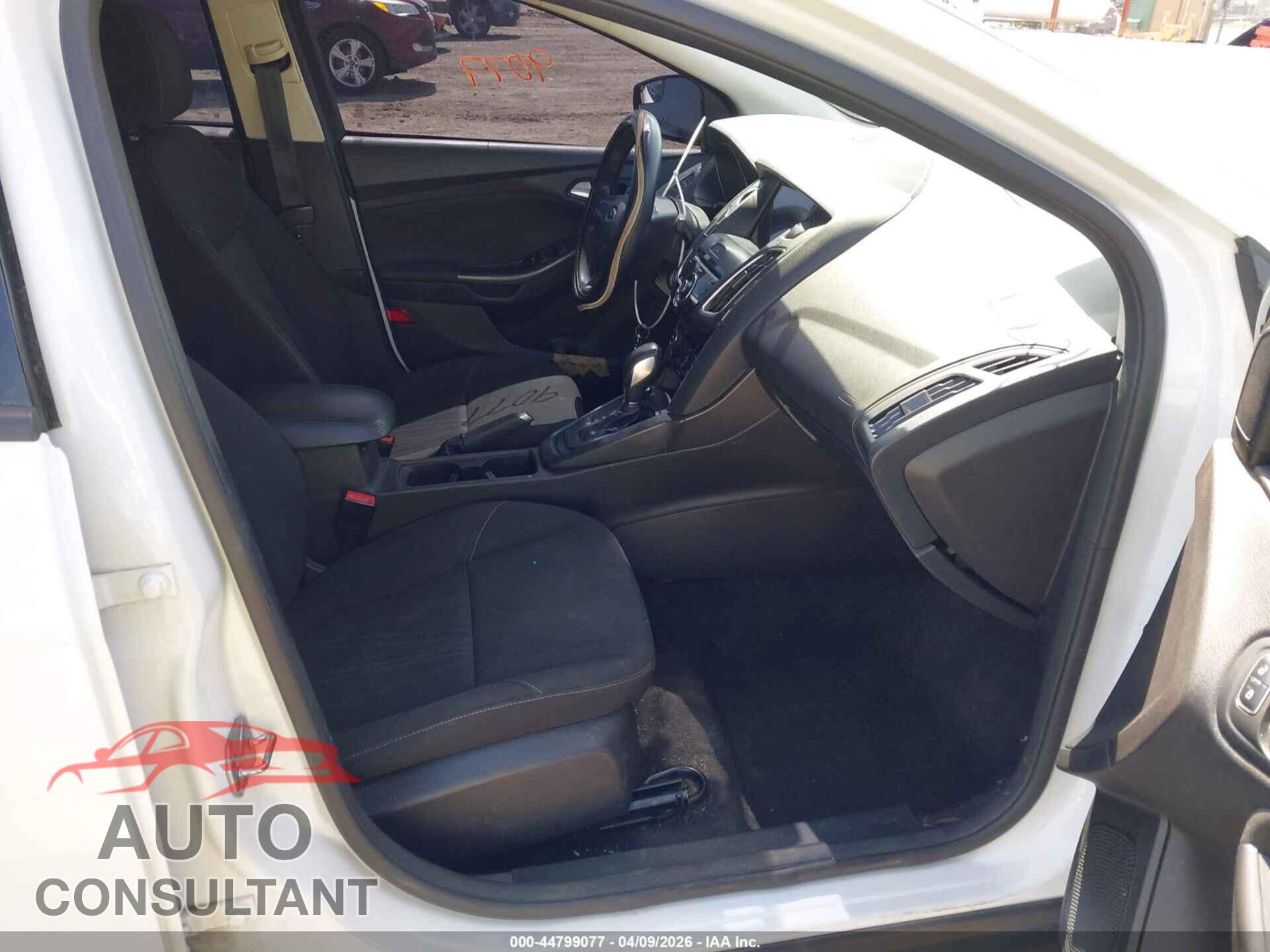 FORD FOCUS 2017 - 1FADP3H29HL248333