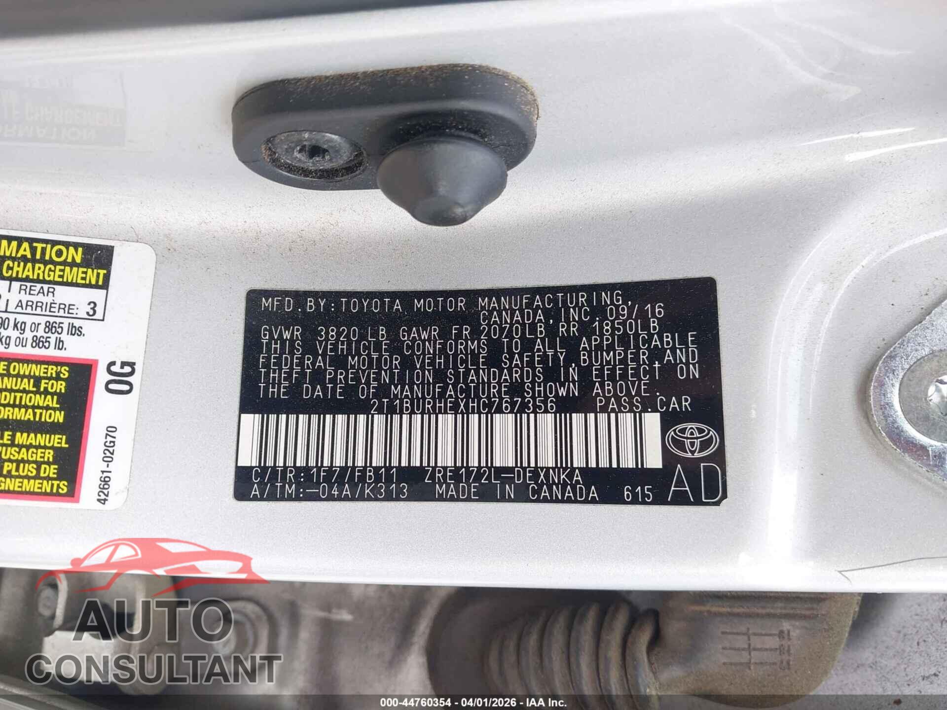 TOYOTA COROLLA 2017 - 2T1BURHEXHC767356