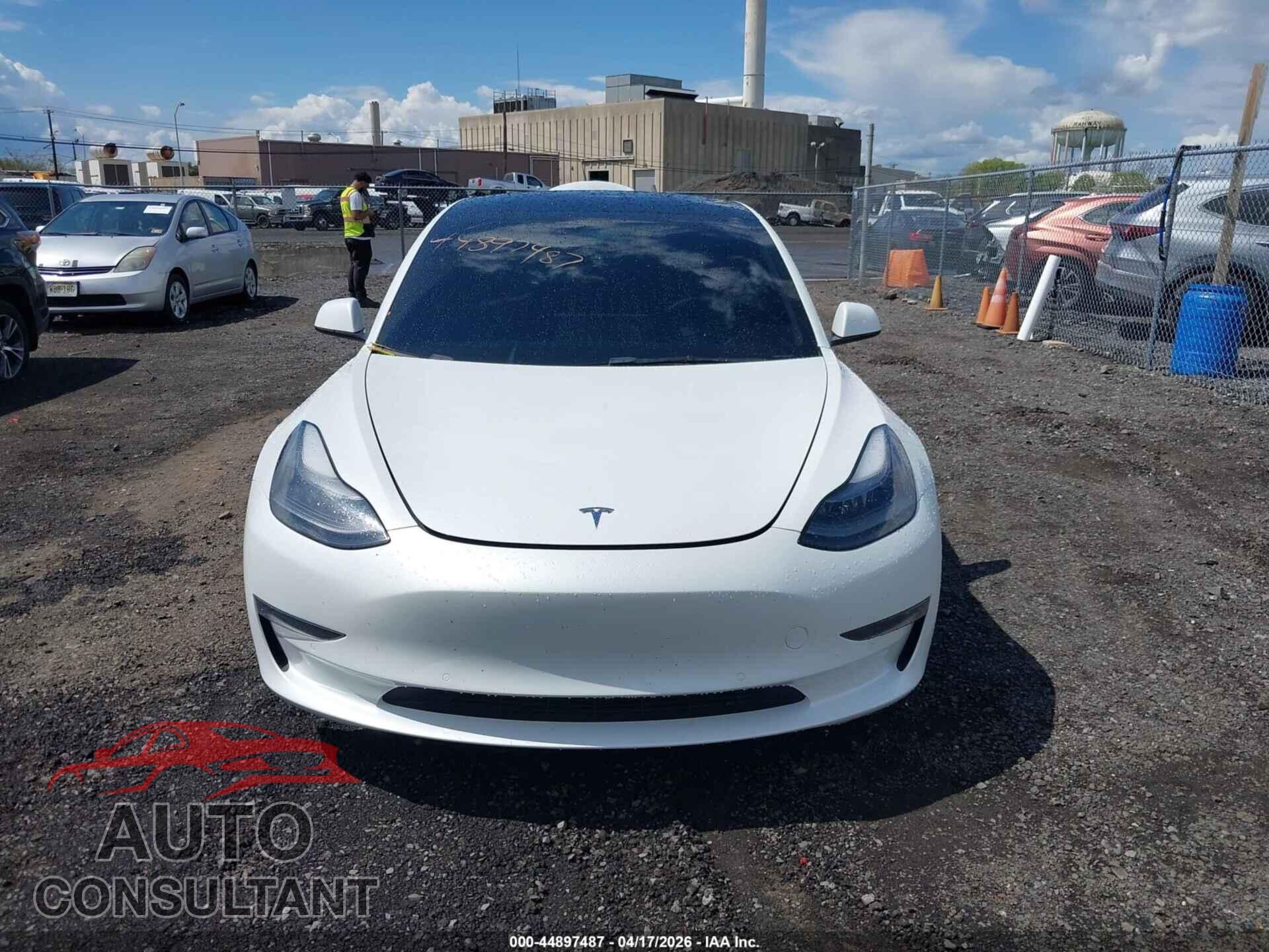 TESLA MODEL 3 2022 - 5YJ3E1EC7NF237973