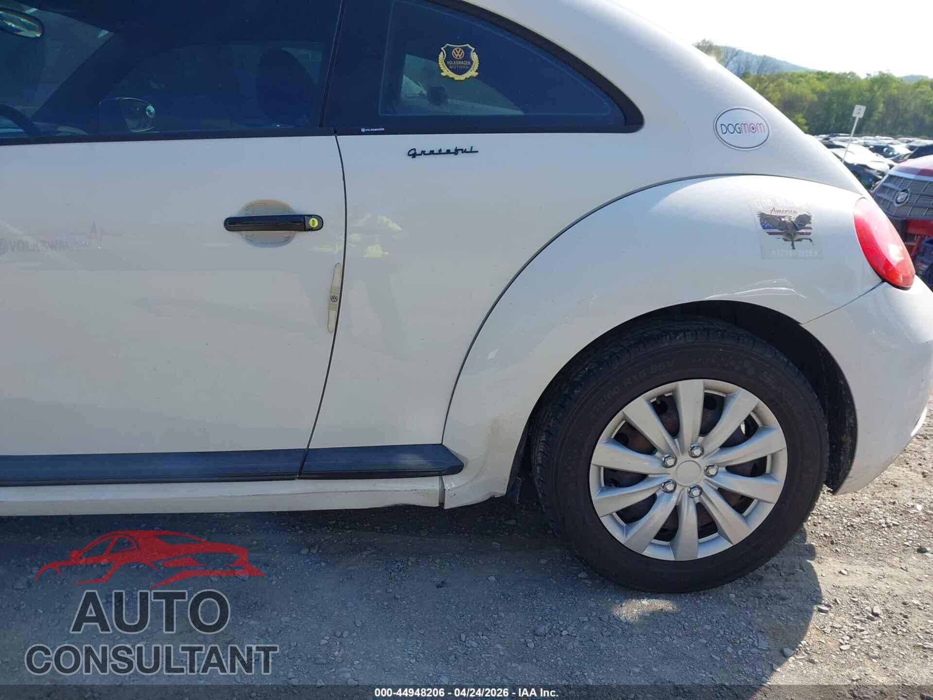 VOLKSWAGEN BEETLE 2012 - 3VWAP7AT8CM659220