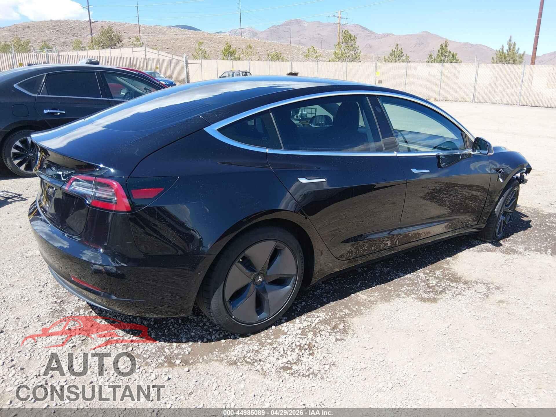 TESLA MODEL 3 2018 - 5YJ3E1EA8JF056499
