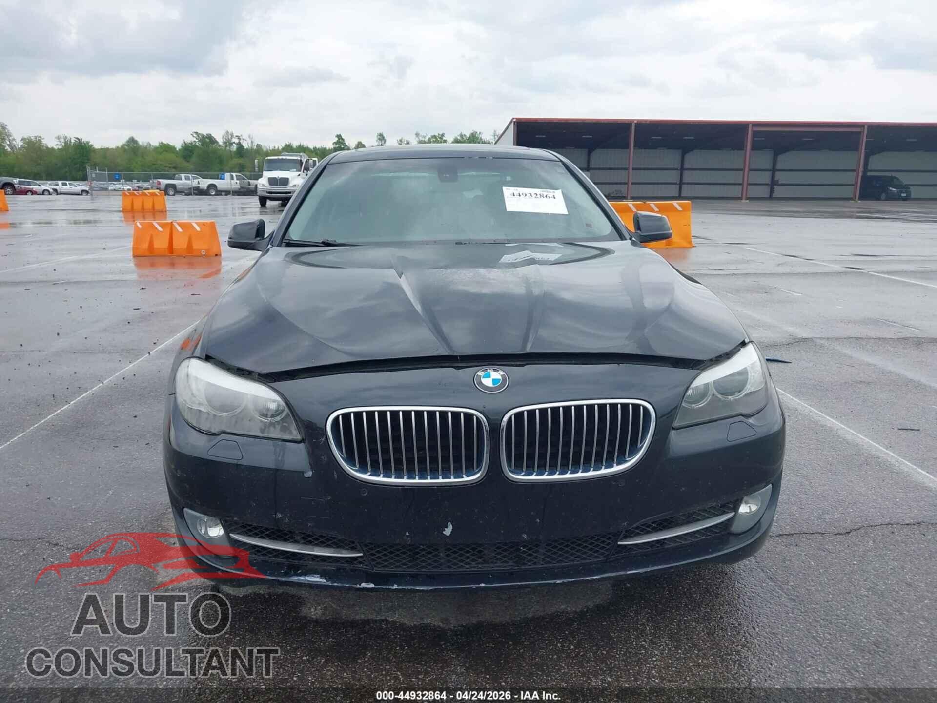BMW 535I 2011 - WBAFU7C52BC875660