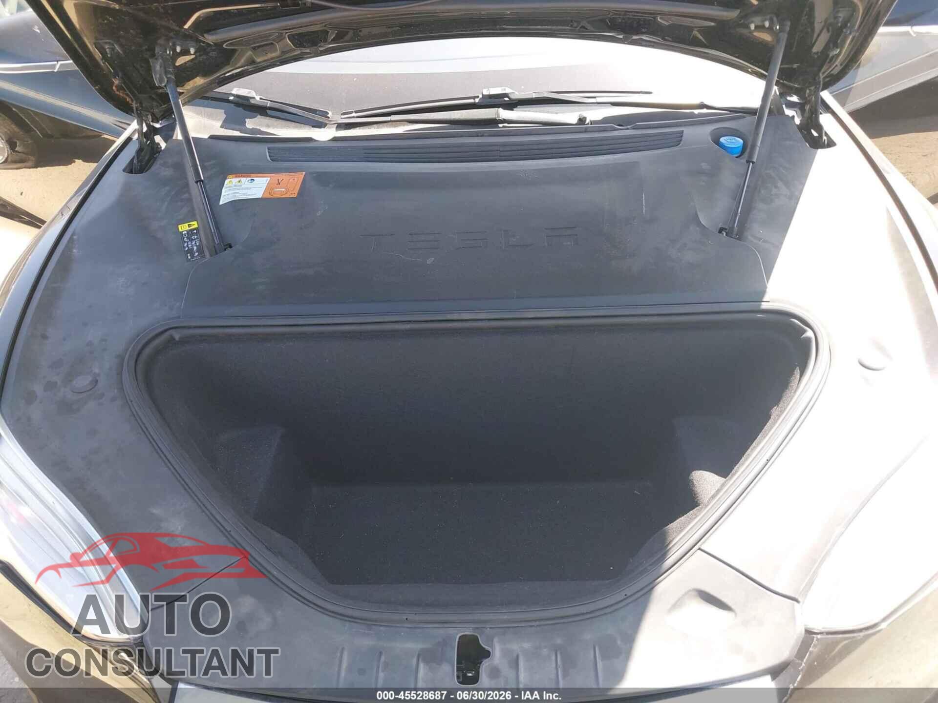 TESLA MODEL S 2017 - 5YJSA1E11HF214876