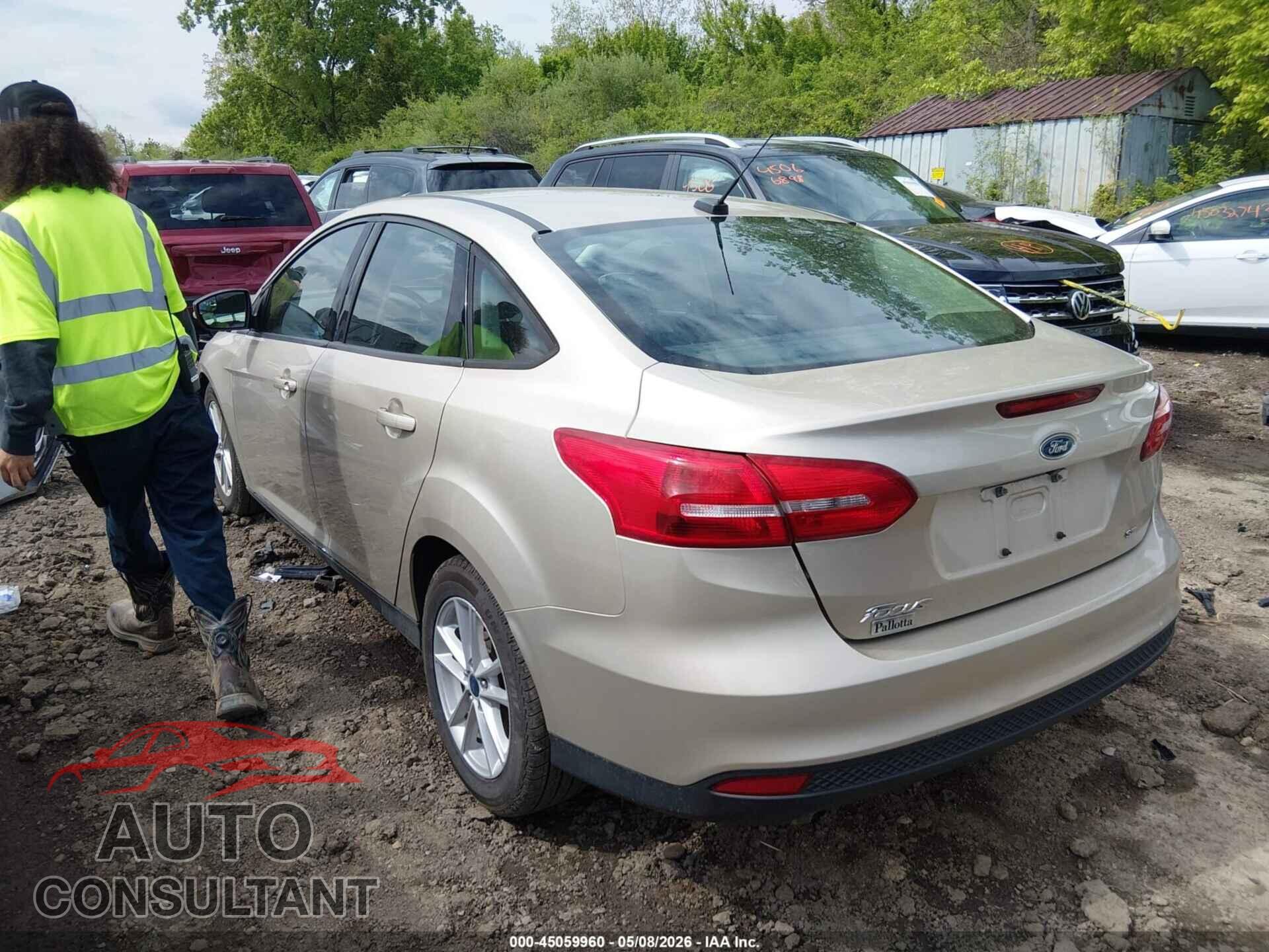 FORD FOCUS 2017 - 1FADP3F24HL291819