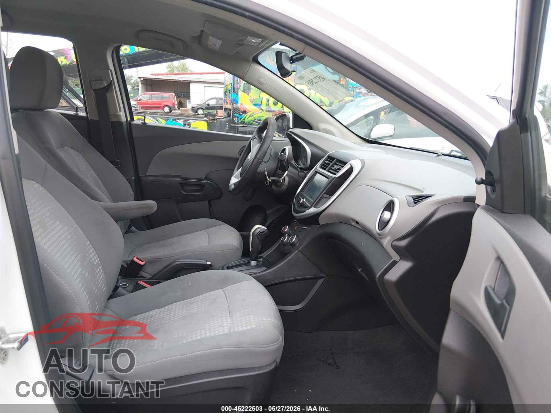 CHEVROLET SONIC 2017 - 1G1JG6SH7H4170147