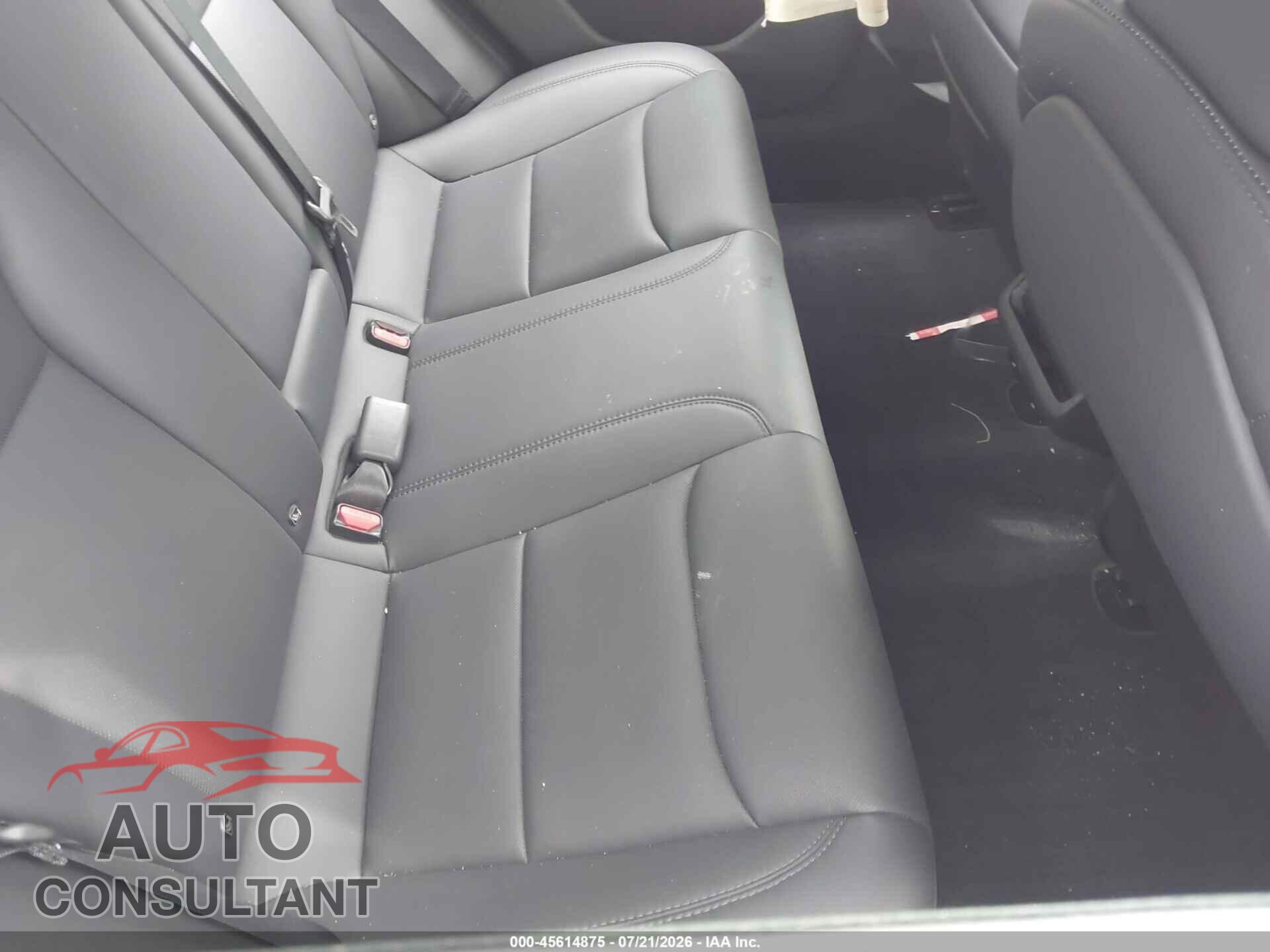 TESLA MODEL 3 2025 - 5YJ3E1EB3SF972985