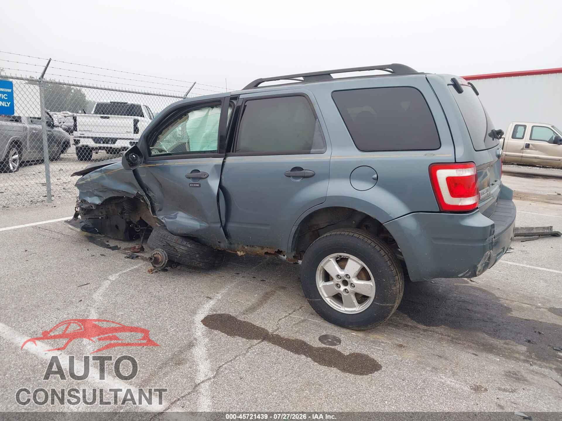 FORD ESCAPE 2011 - 1FMCU0D70BKA28859