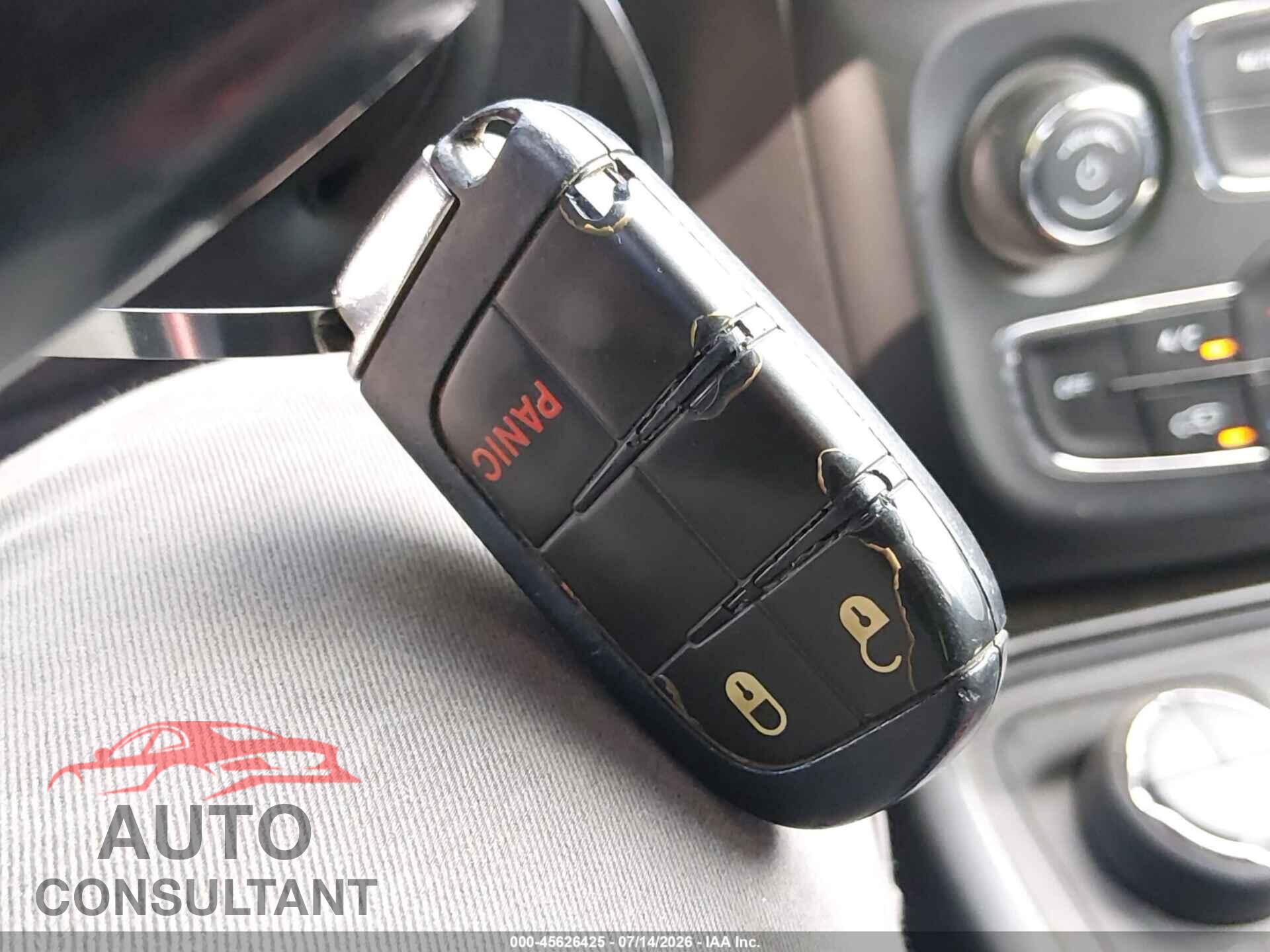 JEEP COMPASS 2020 - 3C4NJDDB3LT200304