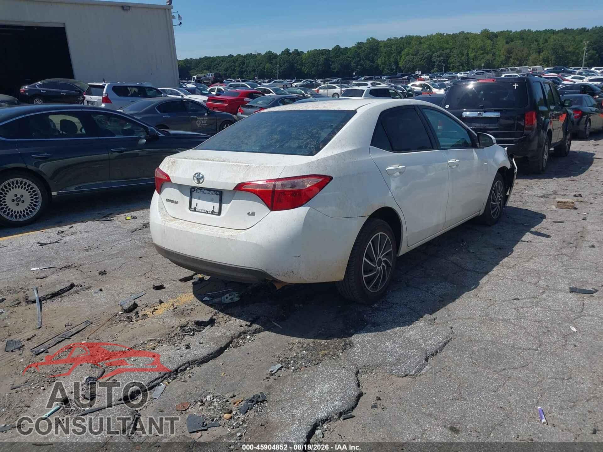 TOYOTA COROLLA 2018 - 5YFBURHEXJP827223