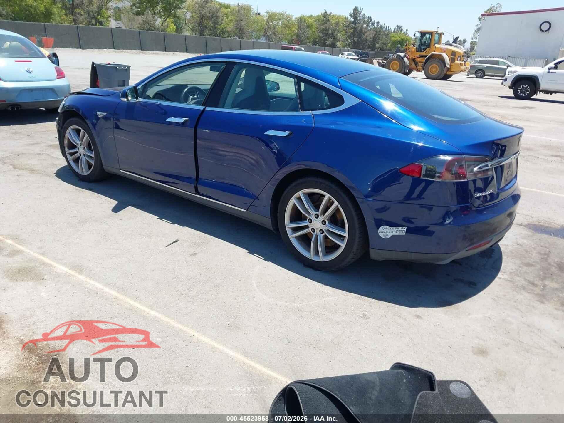 TESLA MODEL S 2016 - 5YJSA1E17GF133122