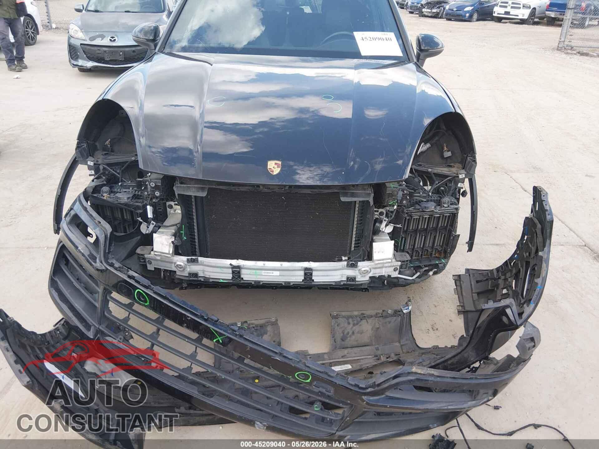 PORSCHE CAYENNE 2019 - WP1AA2AY3KDA05463