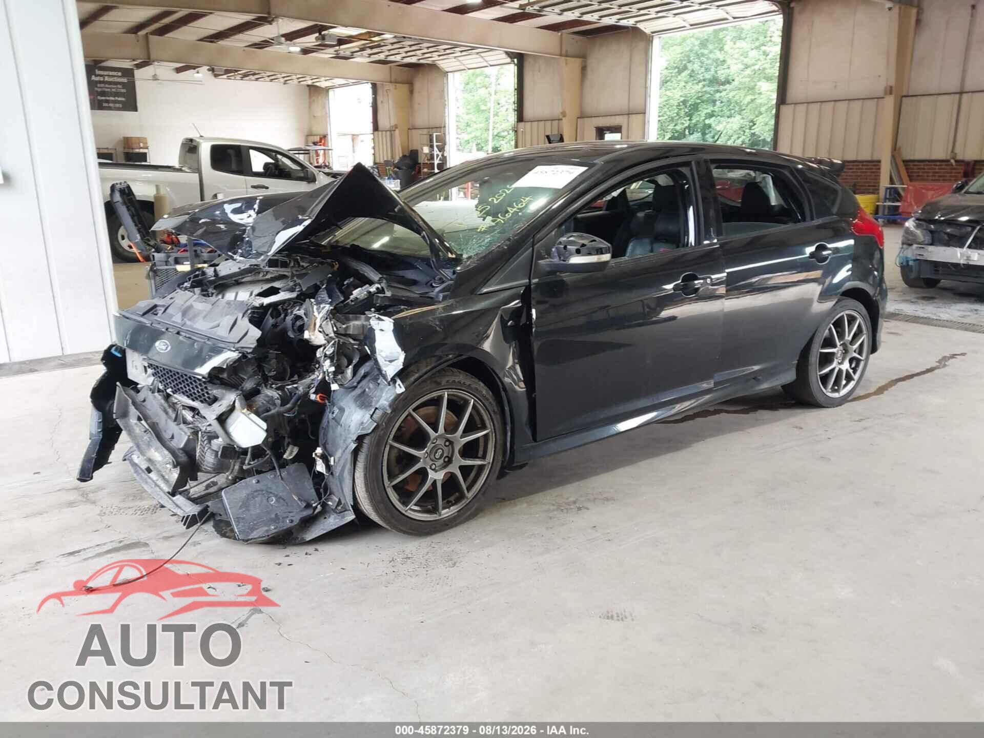 FORD FOCUS 2015 - 1FADP3L91FL260185