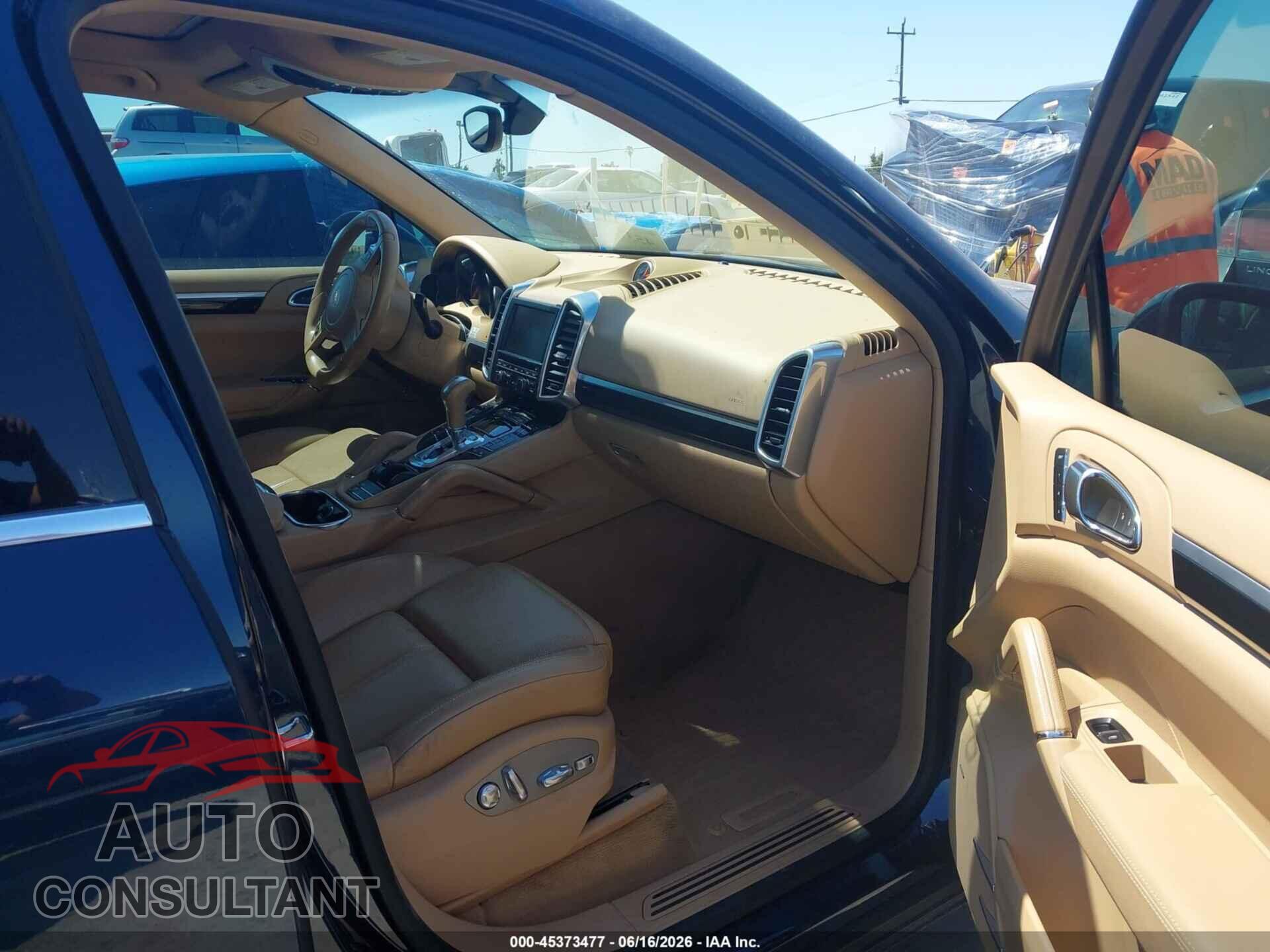 PORSCHE CAYENNE 2014 - WP1AF2A21ELA32037