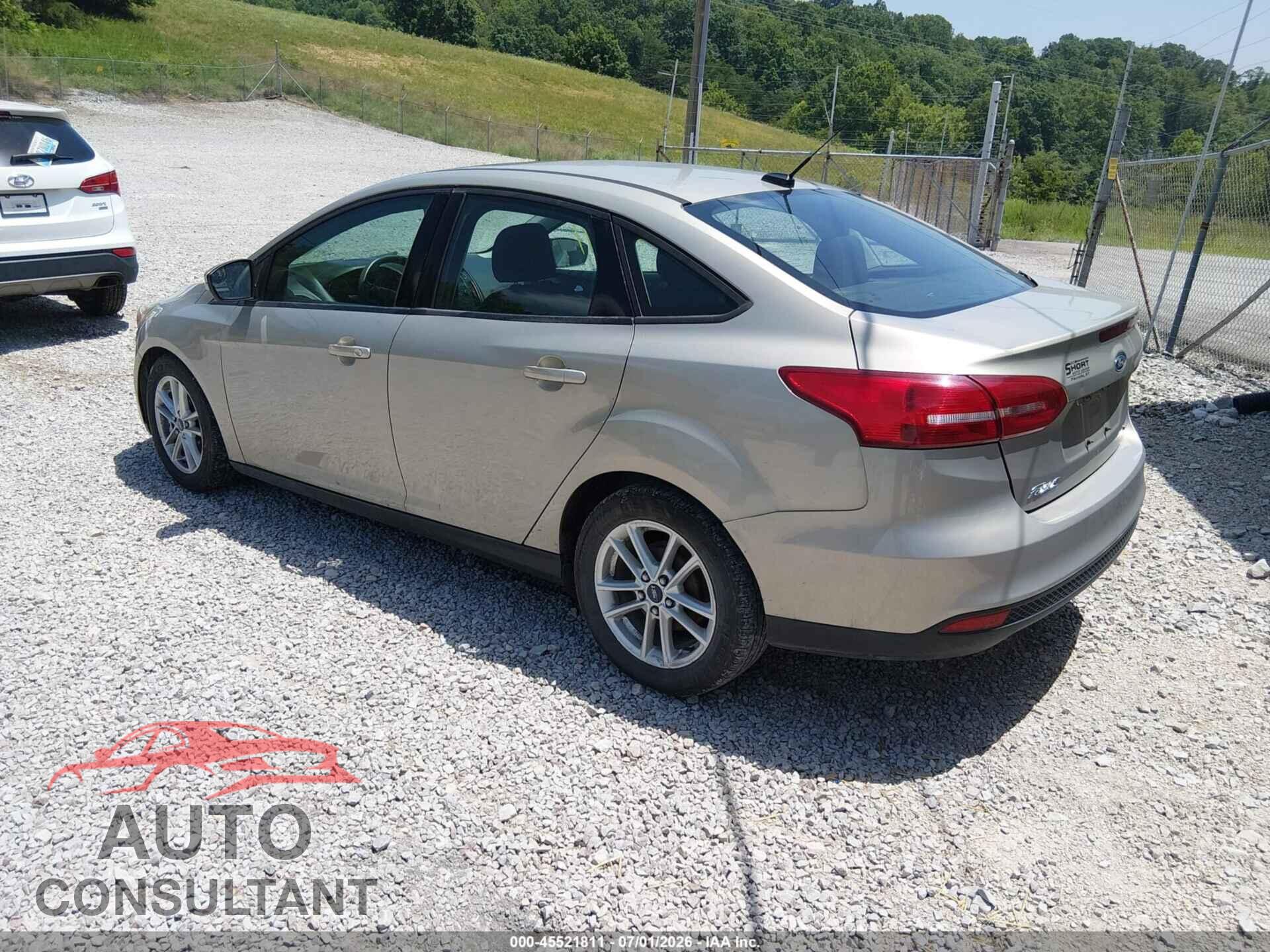 FORD FOCUS 2015 - 1FADP3F22FL307772