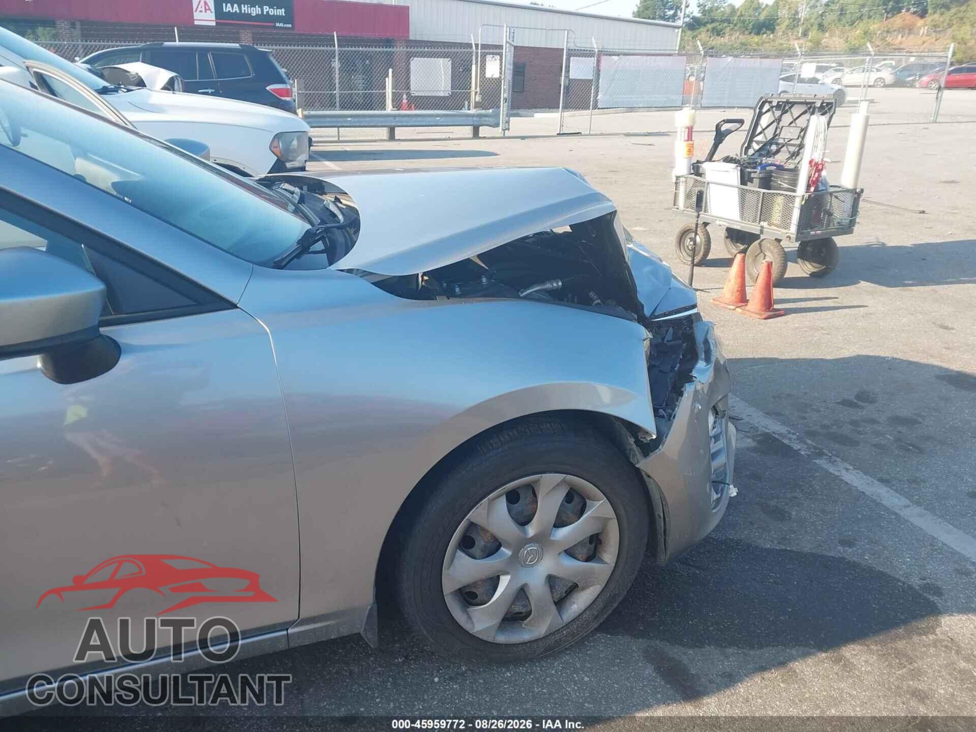 MAZDA MAZDA3 2014 - JM1BM1U77E1122155
