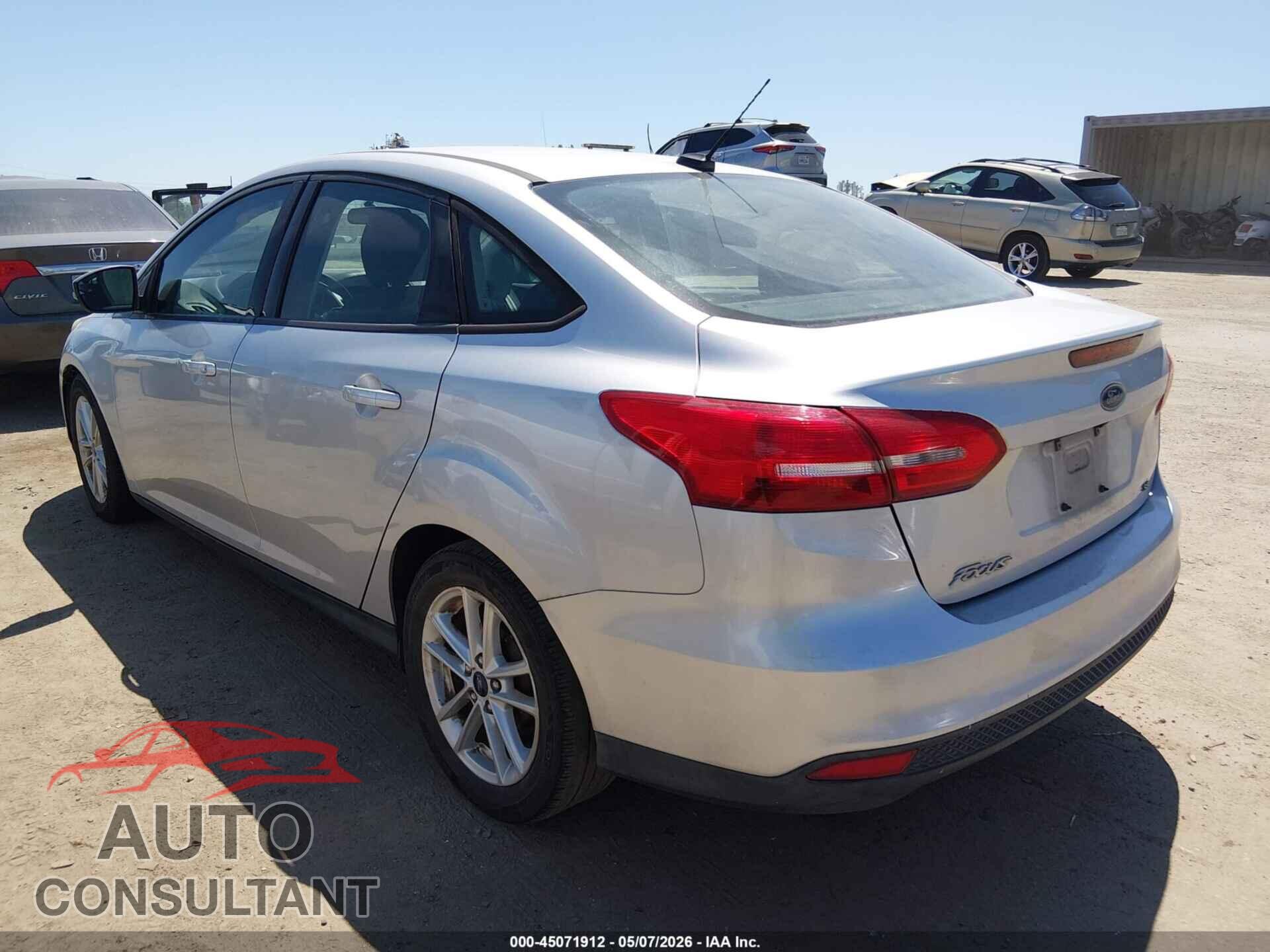 FORD FOCUS 2016 - 1FADP3F27GL338128