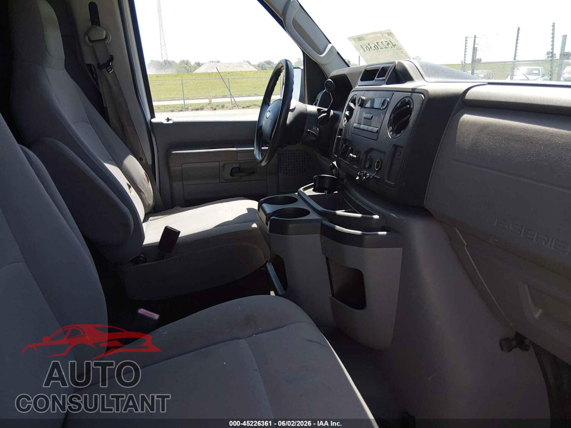 FORD E-150 2011 - 1FTNE1EW2BDA68242