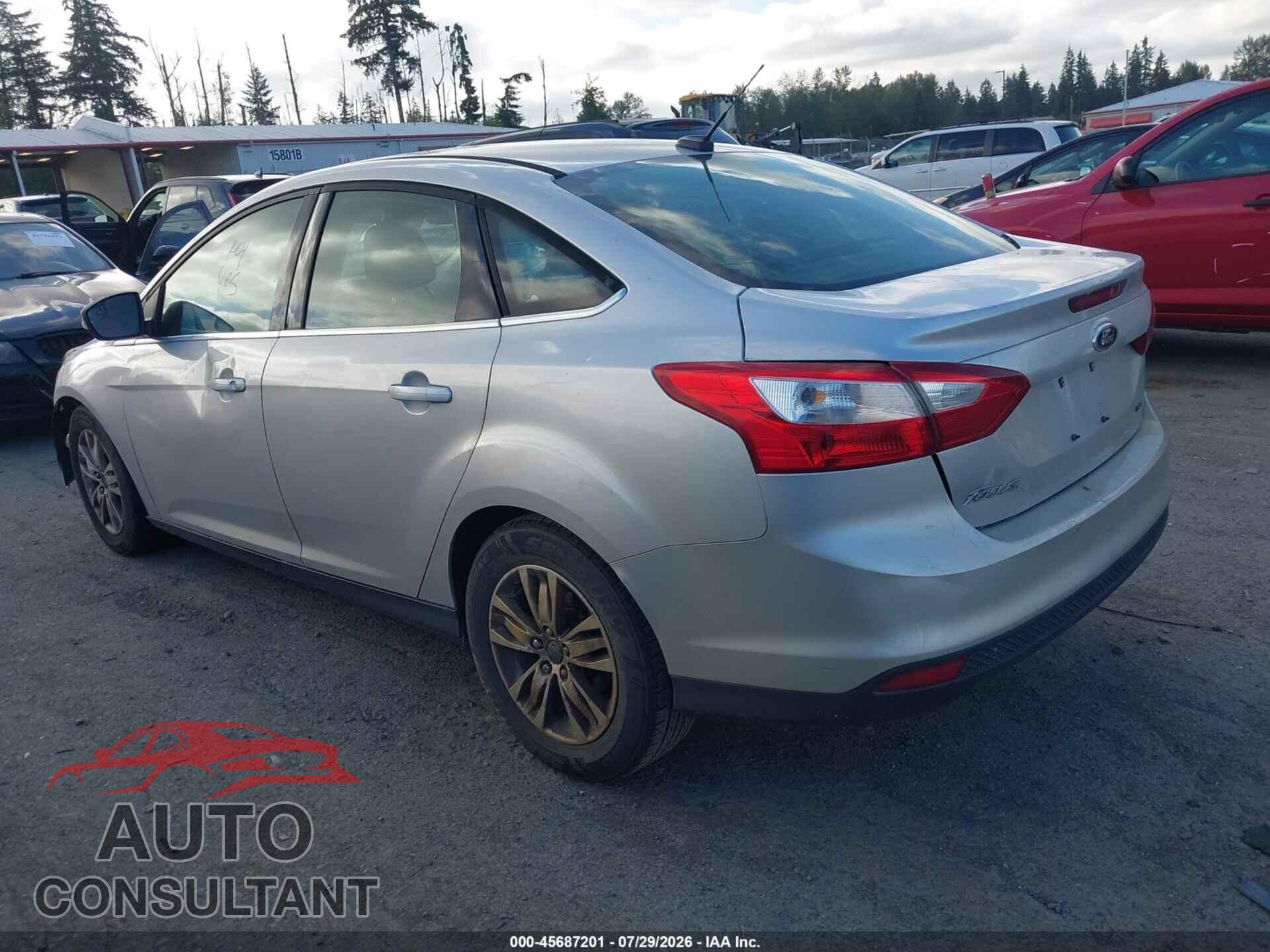 FORD FOCUS 2012 - 1FAHP3H25CL367278