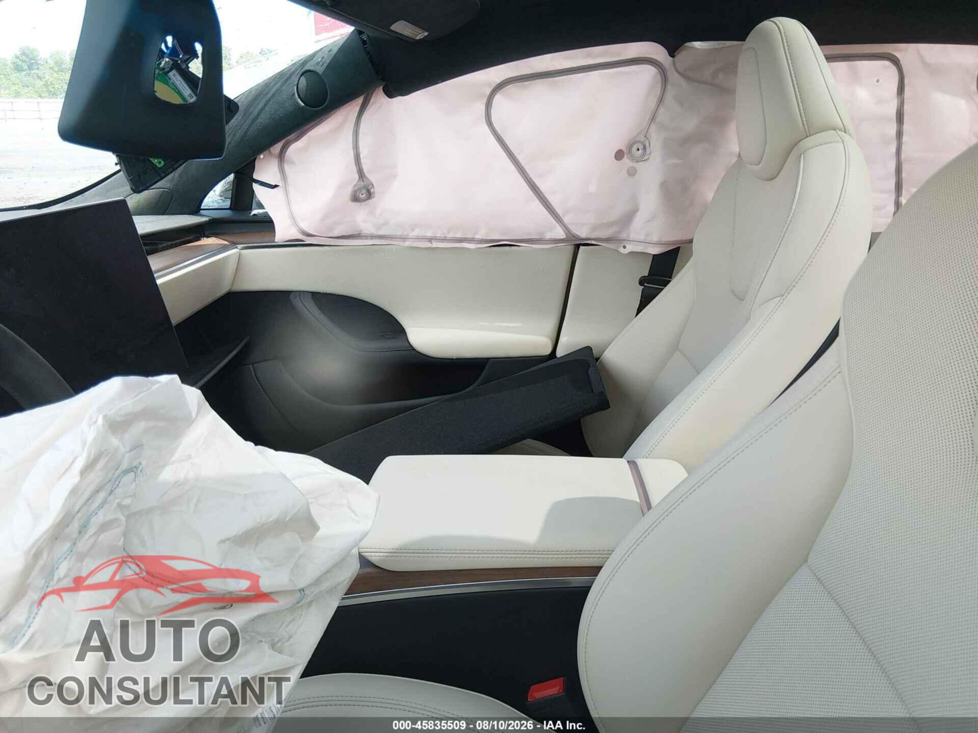 TESLA MODEL S 2024 - 5YJSA1E55RF538398