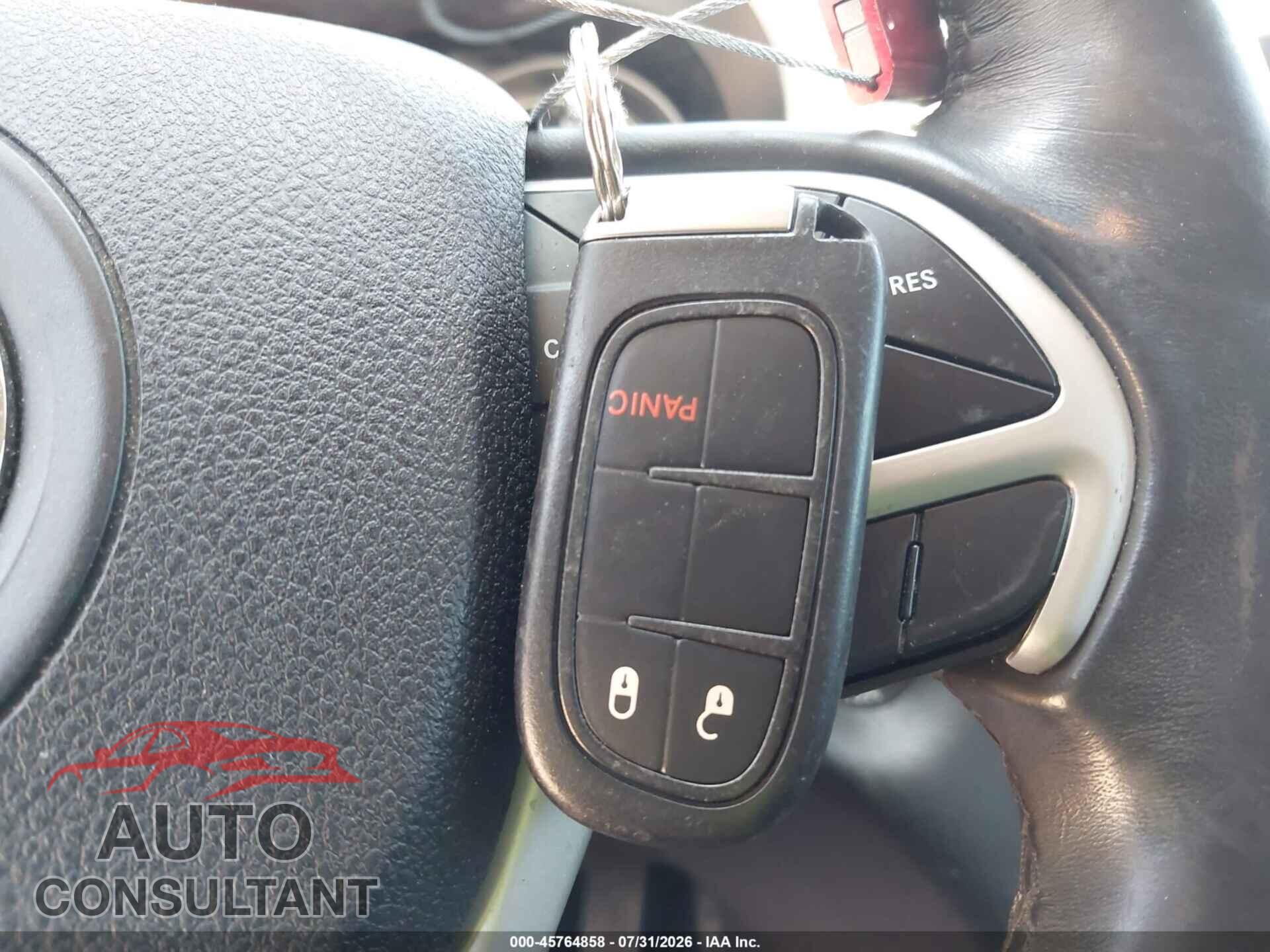 JEEP CHEROKEE 2018 - 1C4PJLLB2JD552913