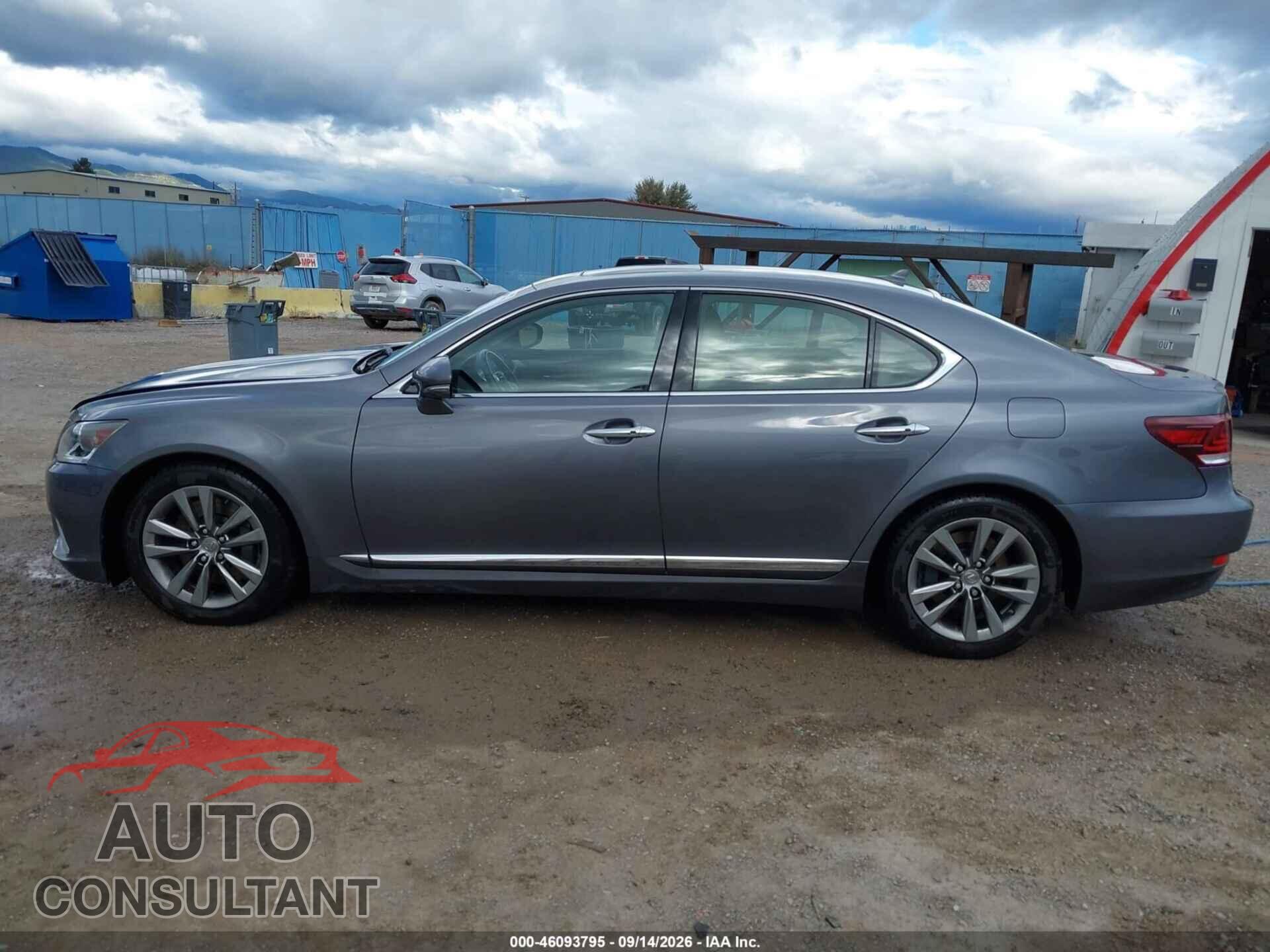 LEXUS LS 460 2013 - JTHCL5EF2D5018280