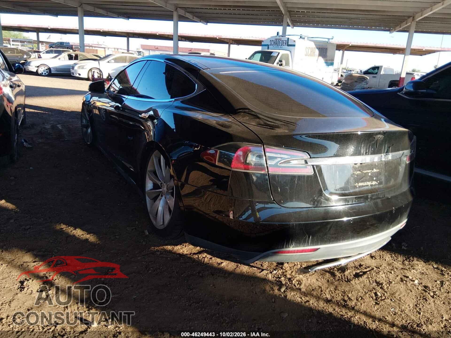 TESLA MODEL S 2013 - 5YJSA1CPXDFP21048