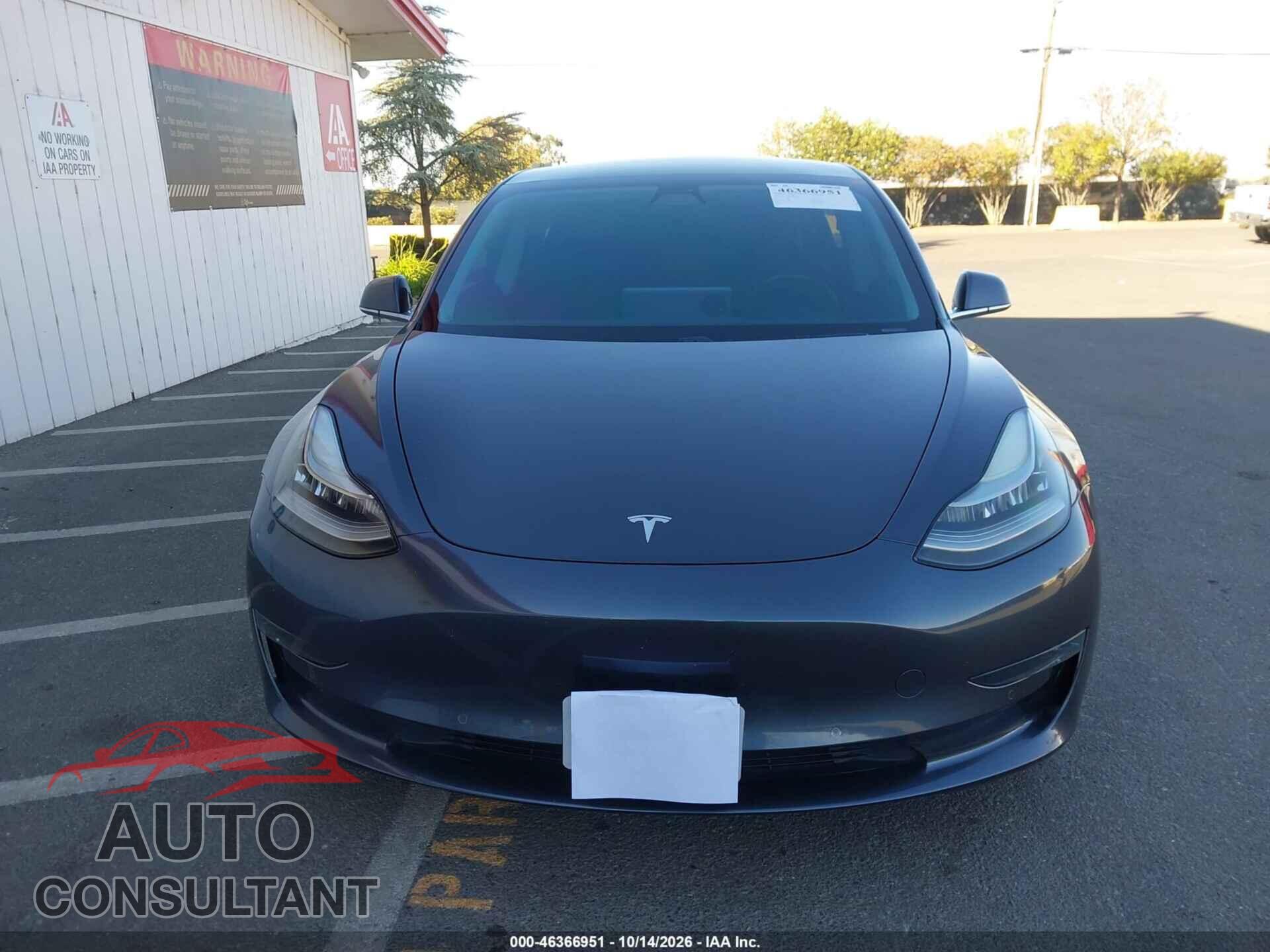 TESLA MODEL 3 2017 - 5YJ3E1EA1HF001290