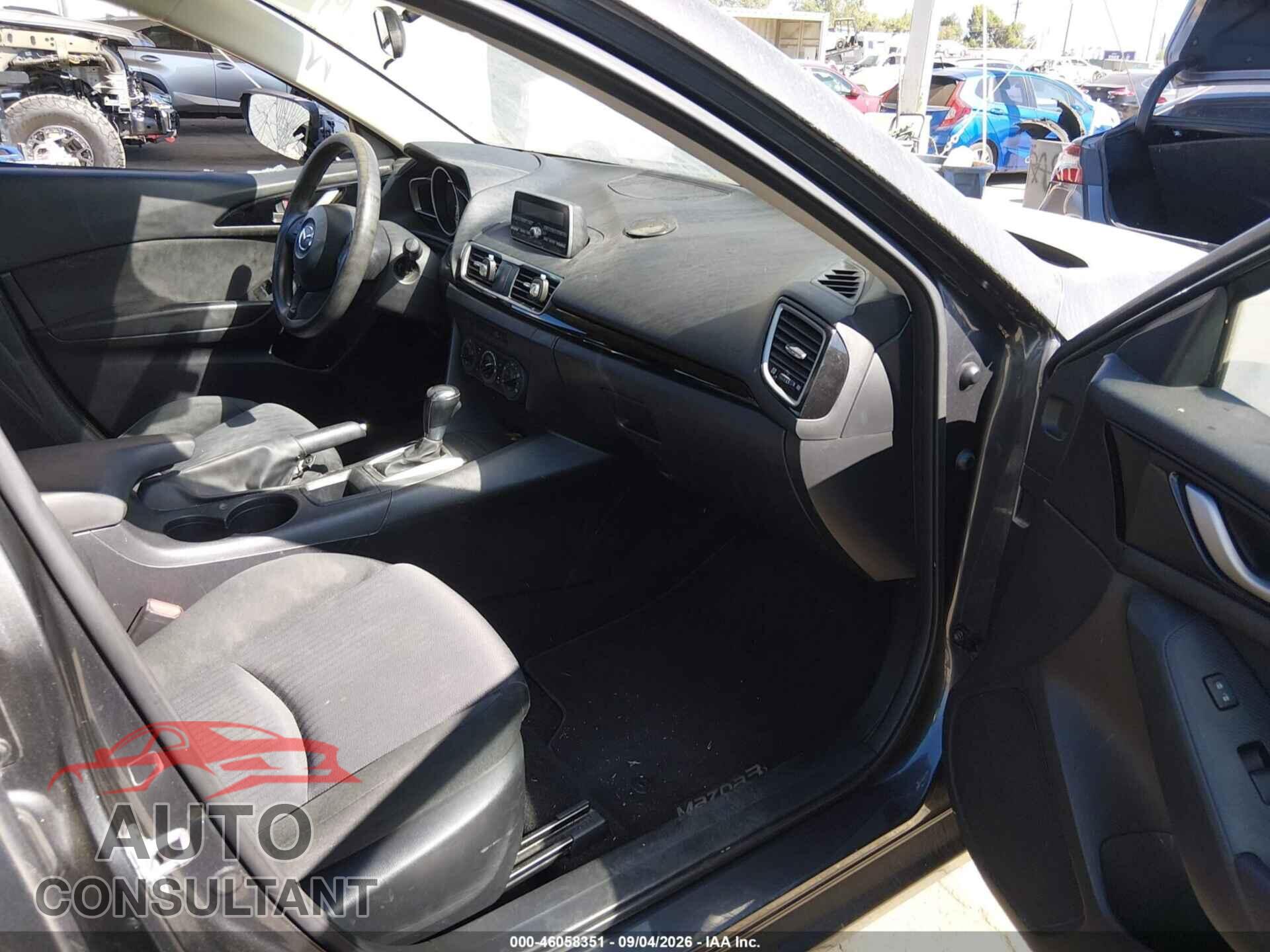 MAZDA MAZDA3 2014 - JM1BM1U70E1136074