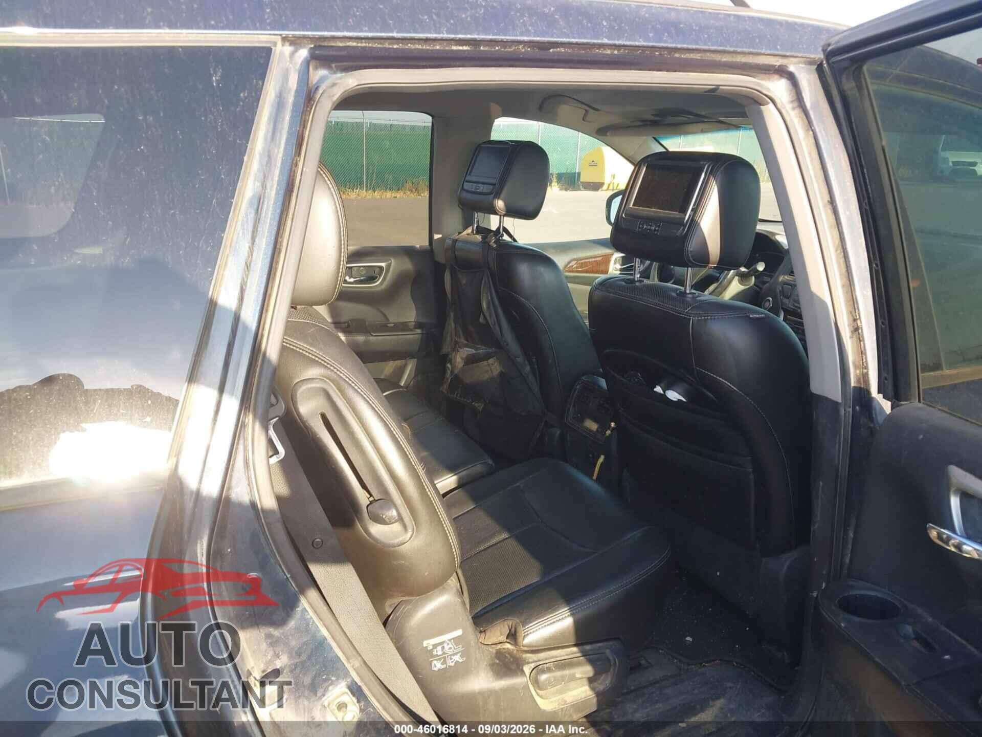 NISSAN PATHFINDER 2013 - 5N1AR2MM3DC666885
