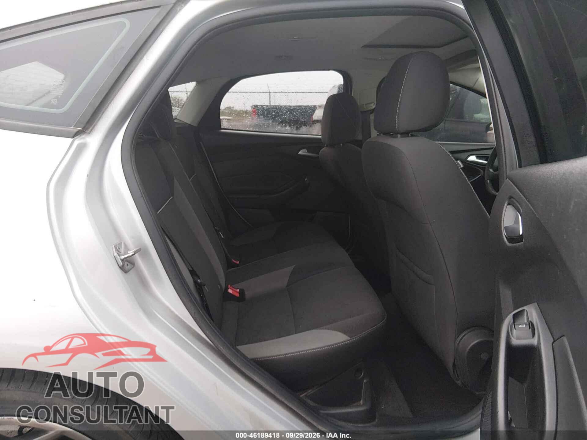 FORD FOCUS 2014 - 1FADP3K21EL332473