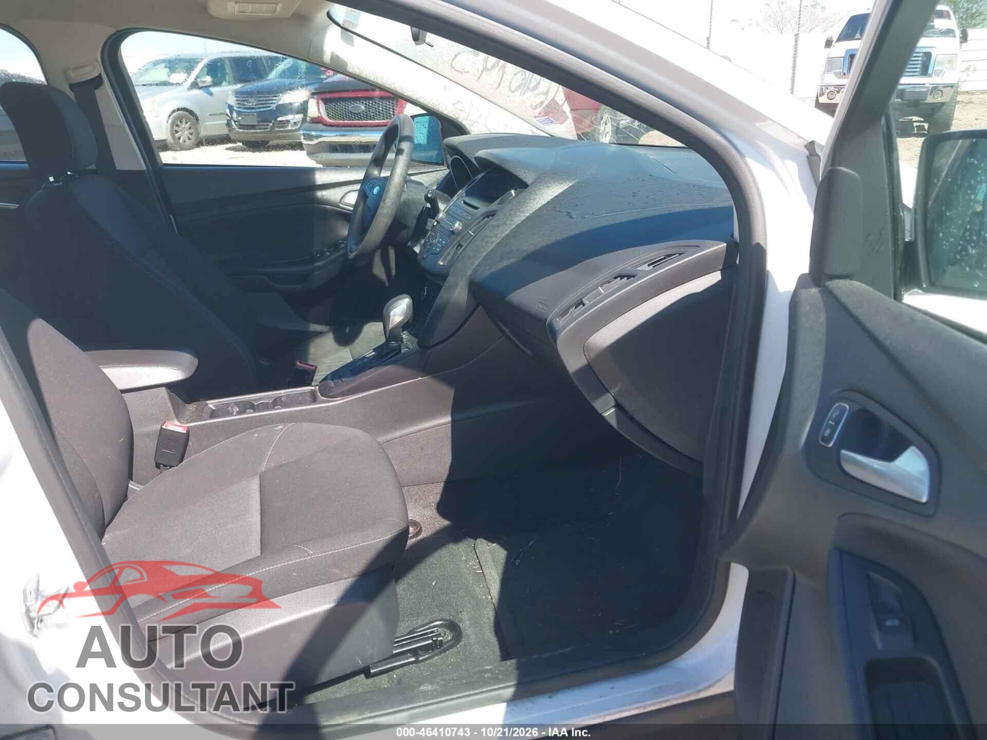 FORD FOCUS 2017 - 1FADP3K22HL248747