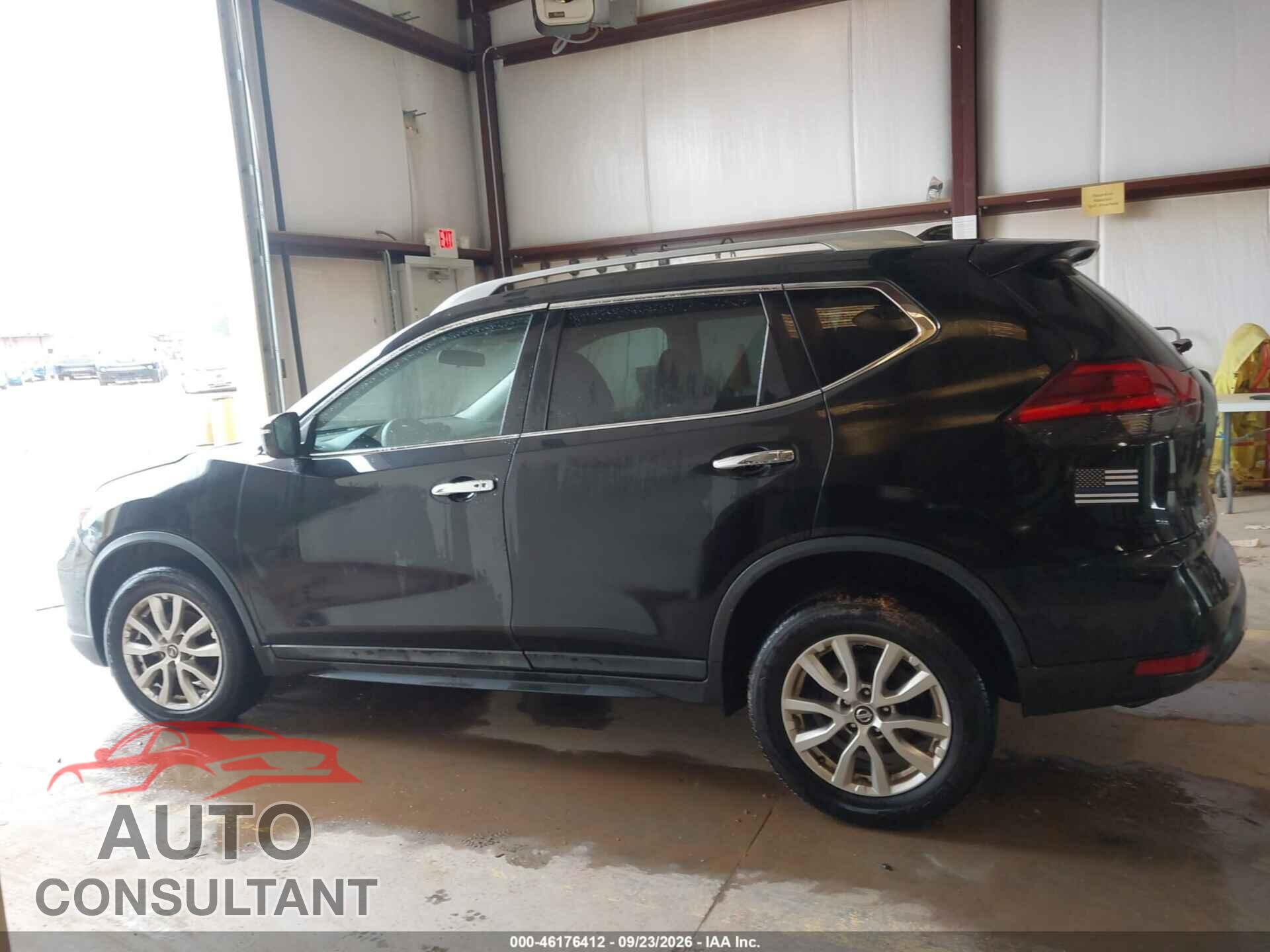 NISSAN ROGUE 2017 - 5N1AT2MV9HC849837