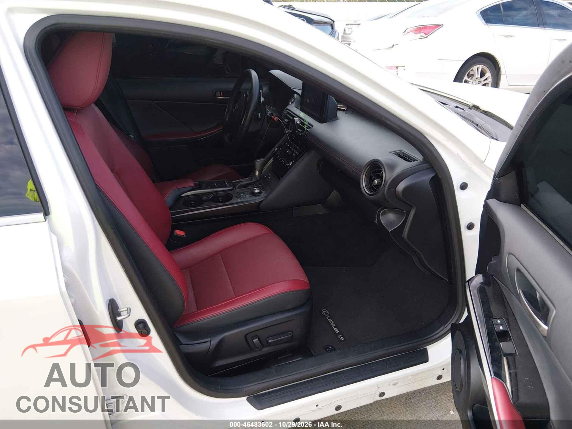 LEXUS IS 300 2023 - JTHCA1D24P5127745
