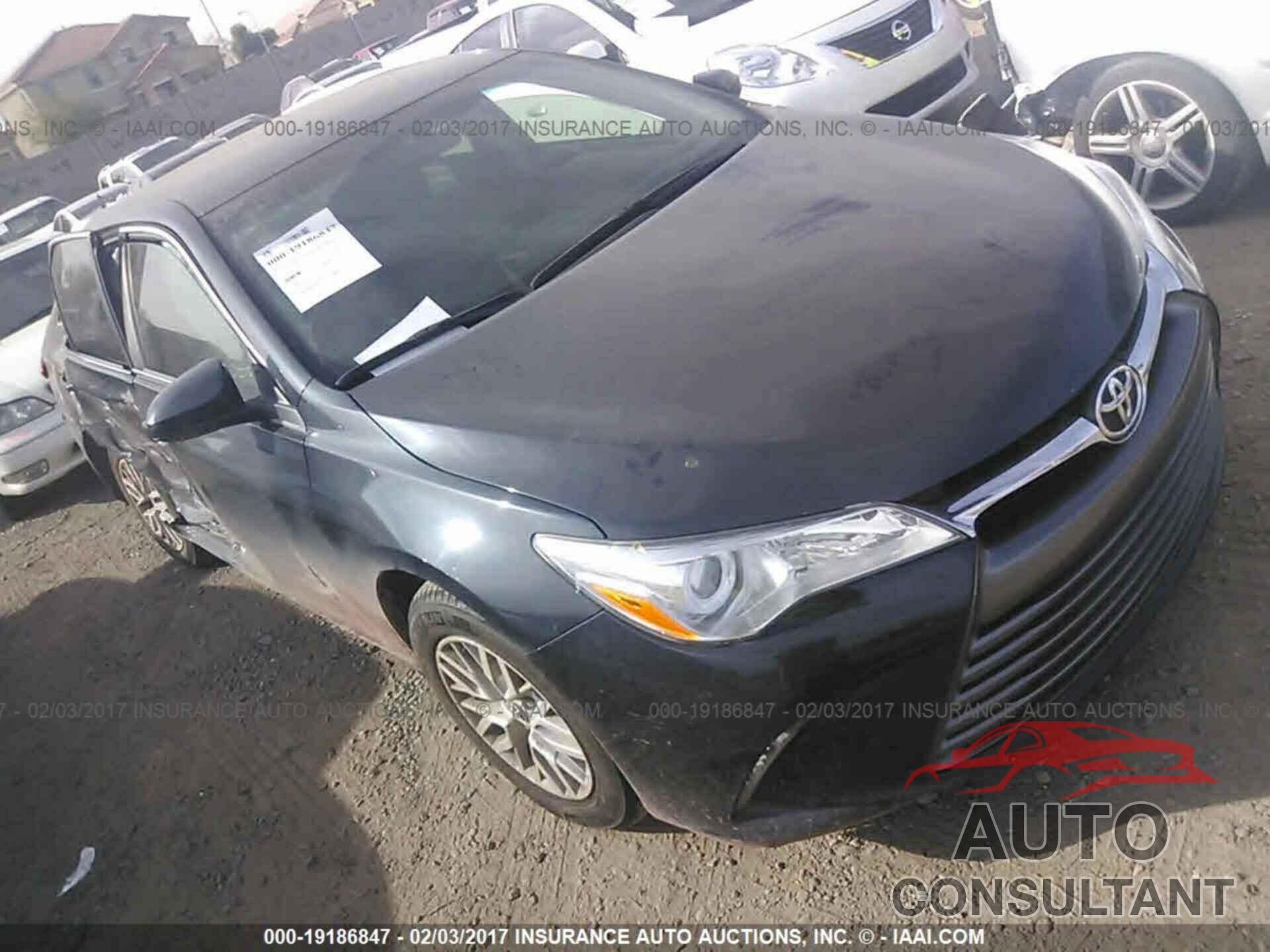 Toyota Camry 2016 - 4T4BF1FK1GR544128