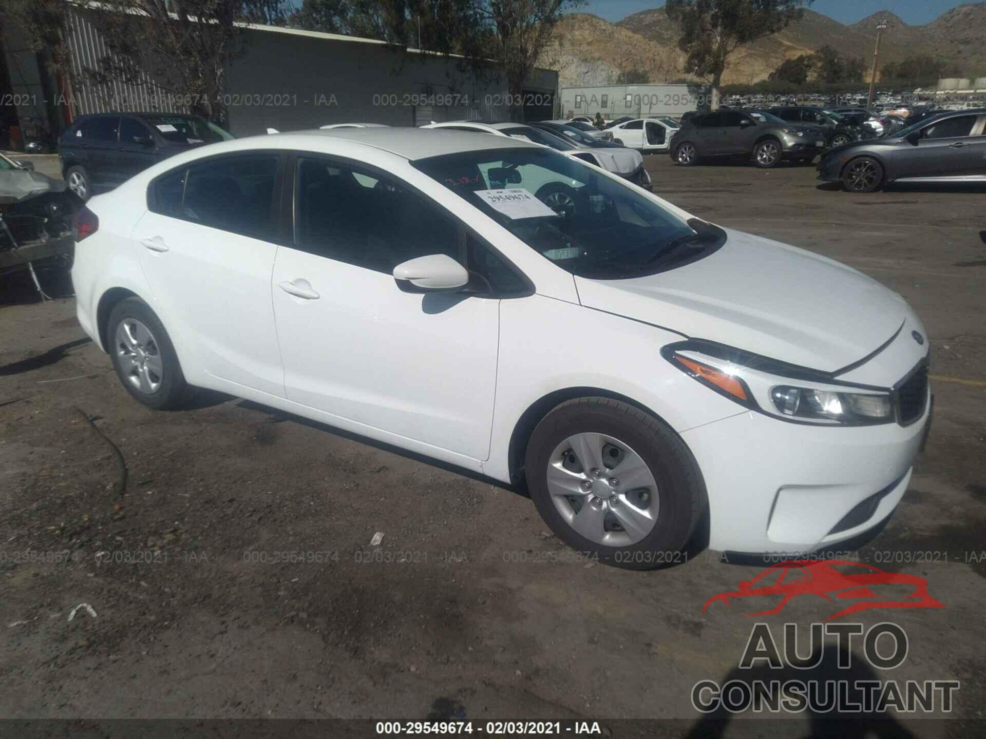 KIA FORTE 2018 - 3KPFK4A73JE233418