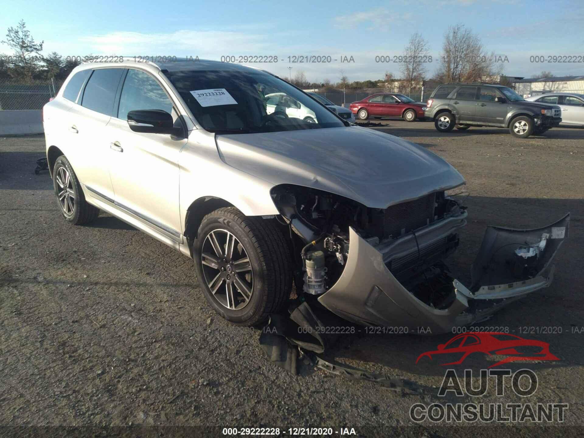 VOLVO XC60 2017 - YV440MRR3H2085312