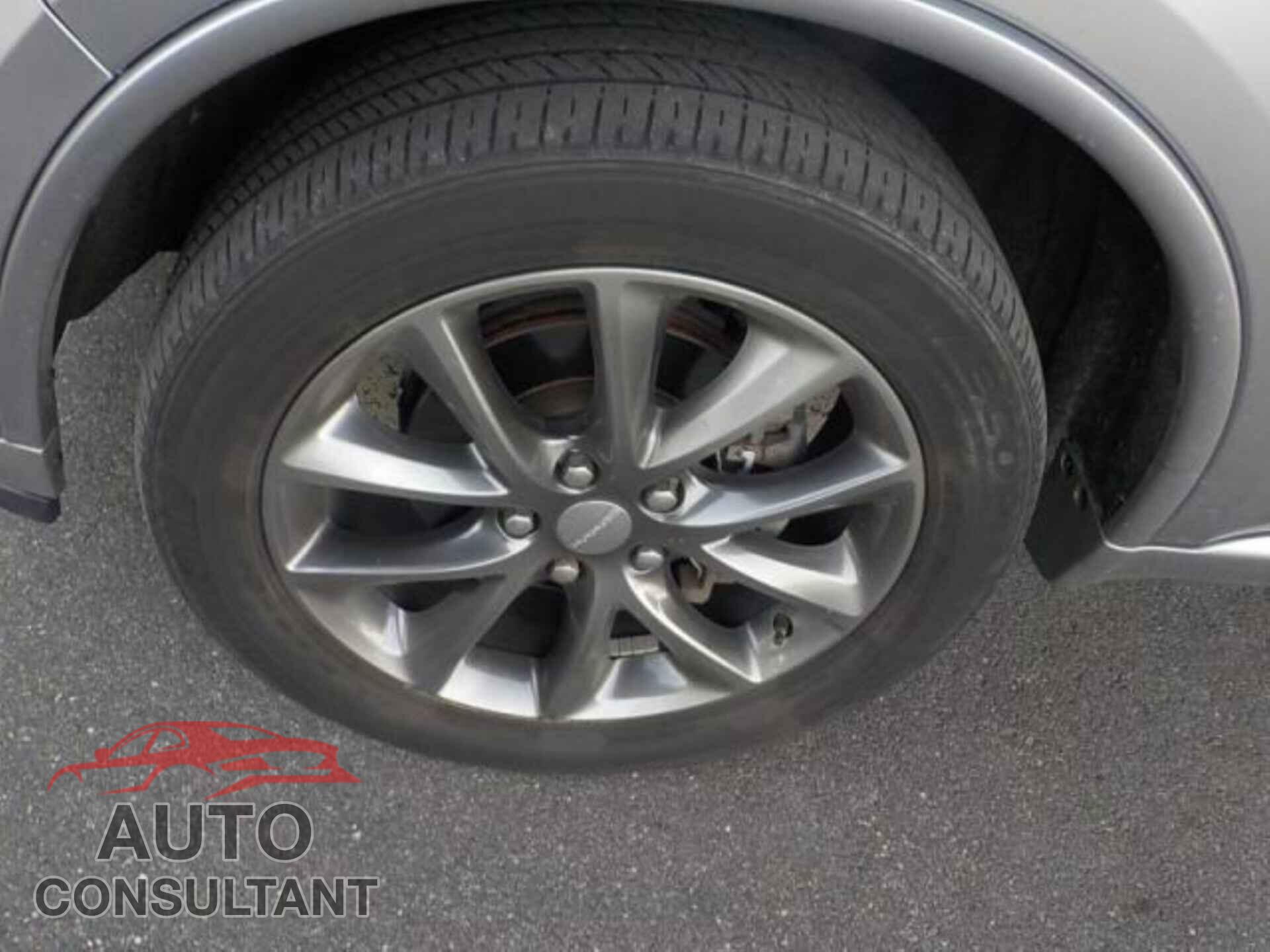 DODGE DURANGO 2018 - 1C4RDJDG0JC209912