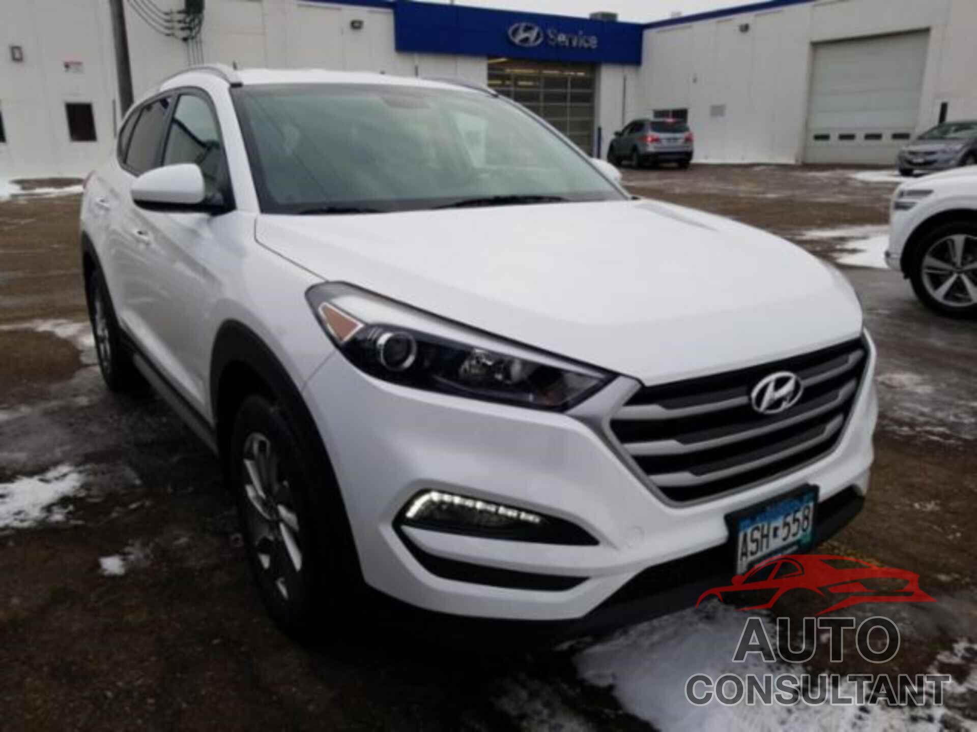 HYUNDAI TUCSON 2017 - KM8J3CA46HU502512