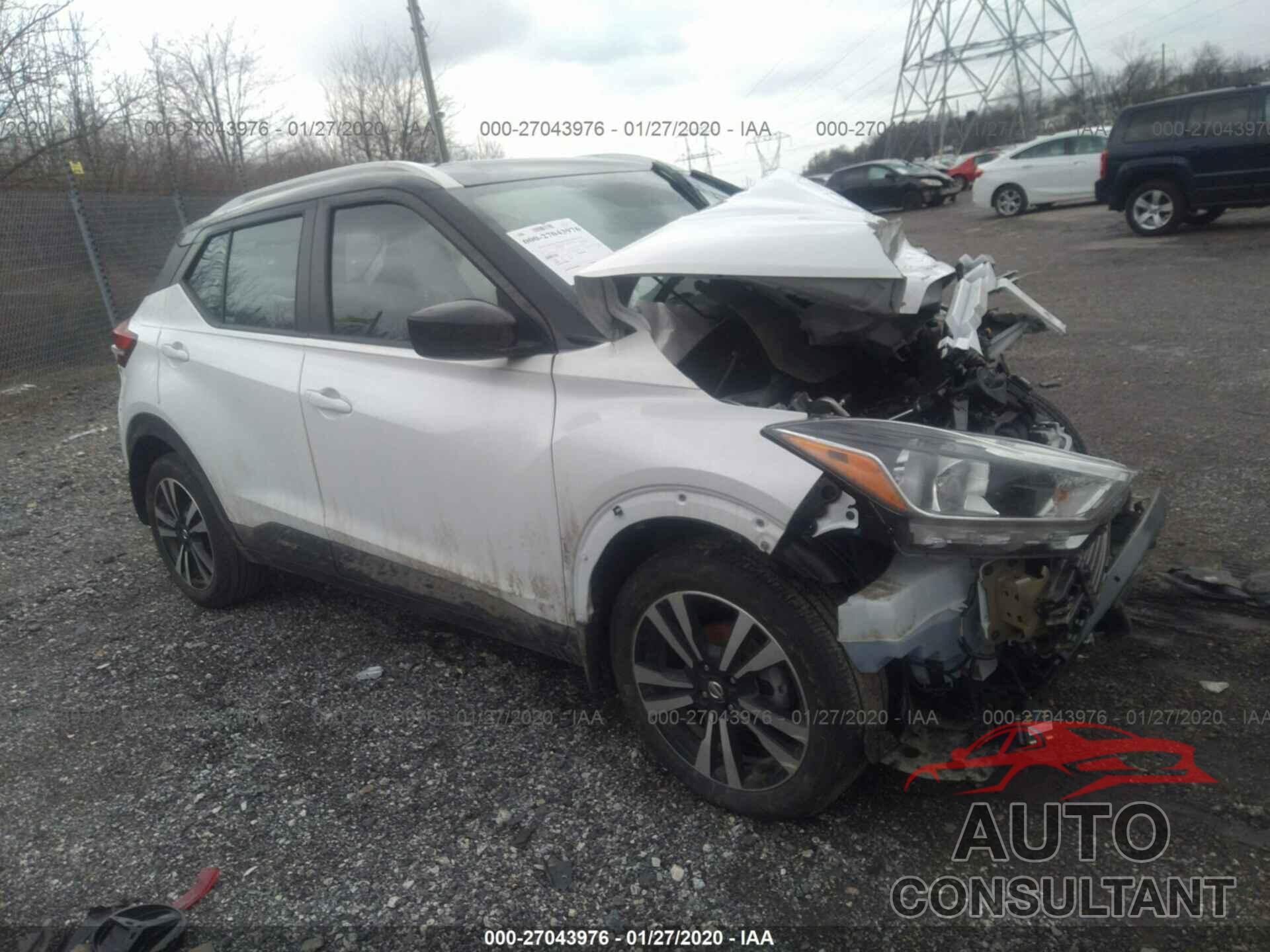 NISSAN KICKS 2018 - 3N1CP5CU1JL527993