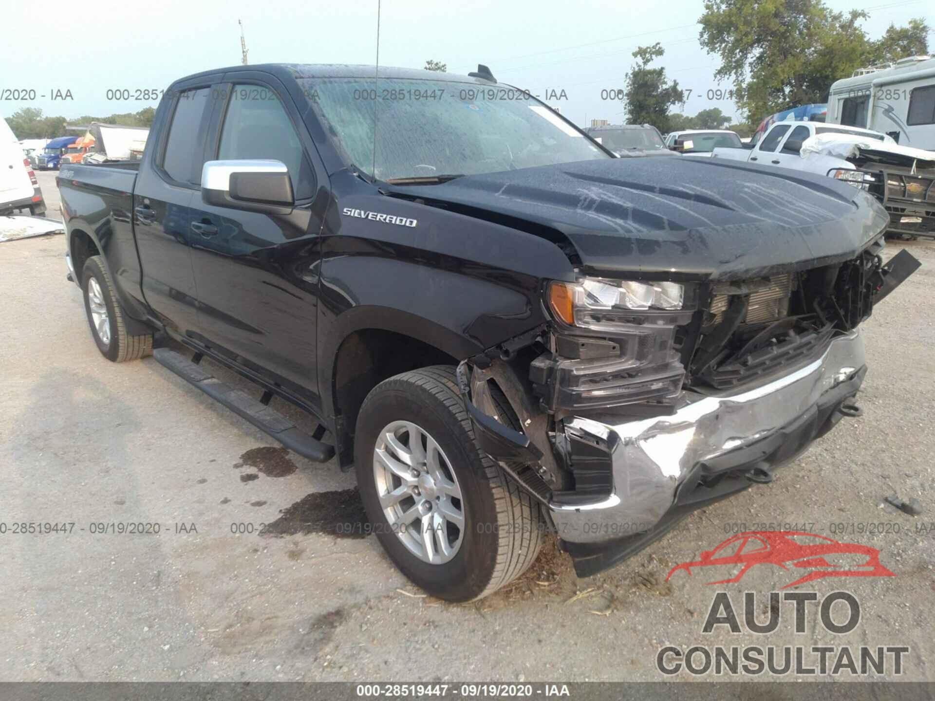 CHEVROLET SILVERADO 1500 2020 - 1GCRYDED1LZ171939