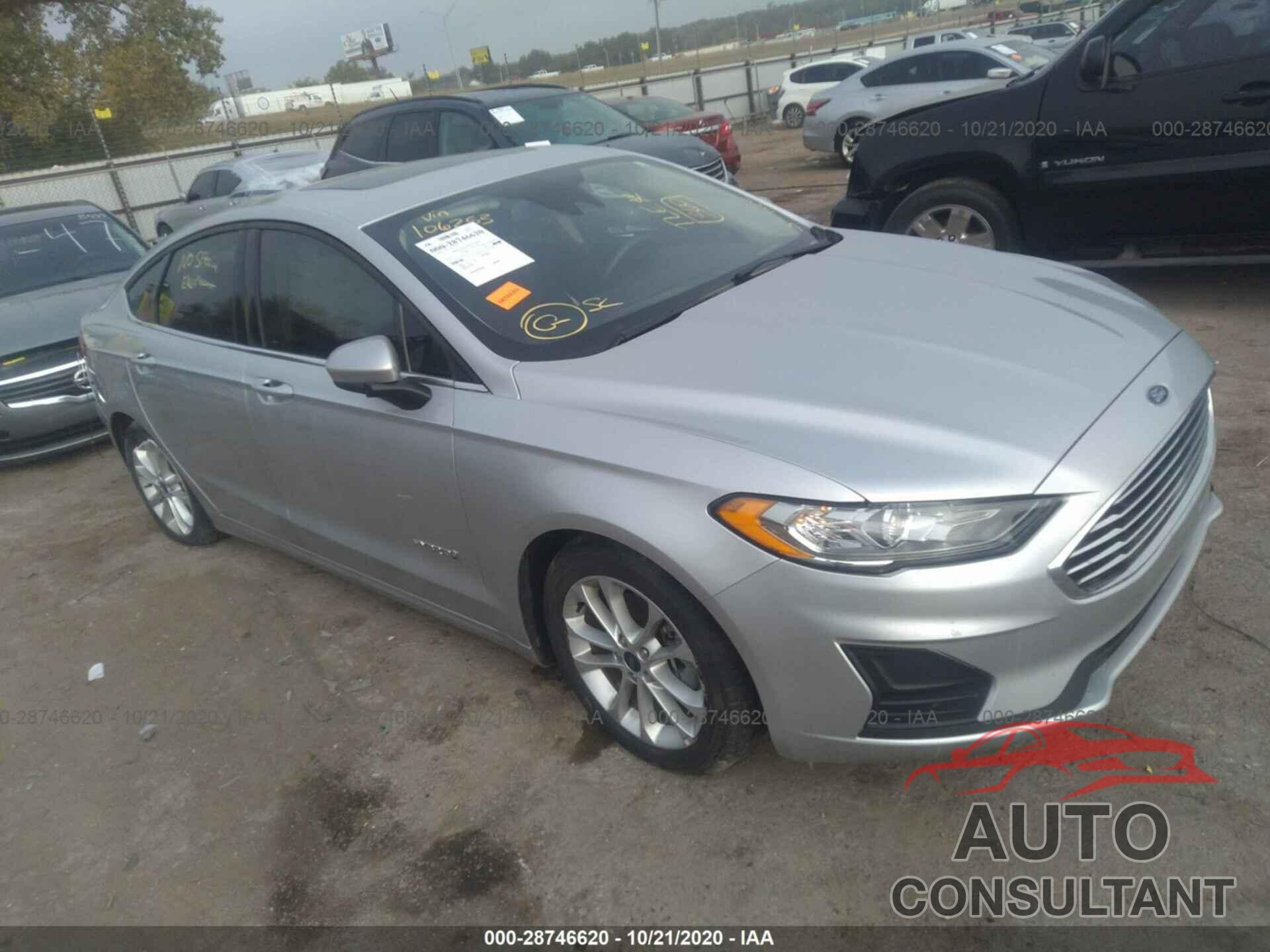 FORD FUSION HYBRID 2019 - 3FA6P0LU2KR106253