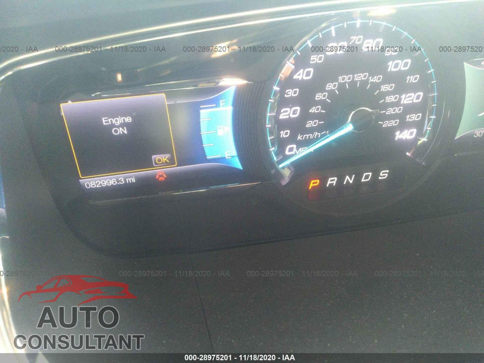 FORD TAURUS 2017 - 1FAHP2E88HG113003